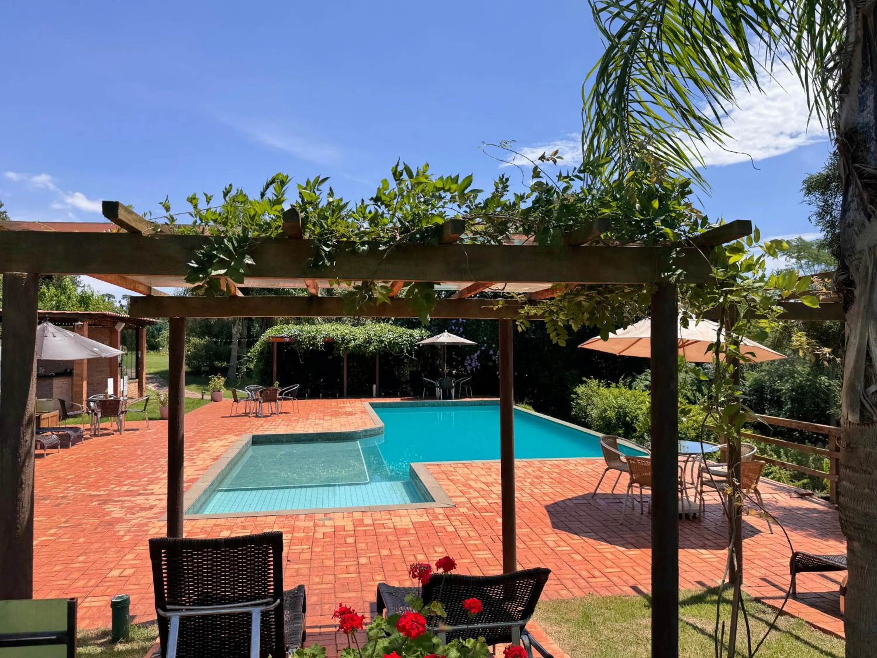Swimming pool in Hotel Fazenda Vale Alvorada