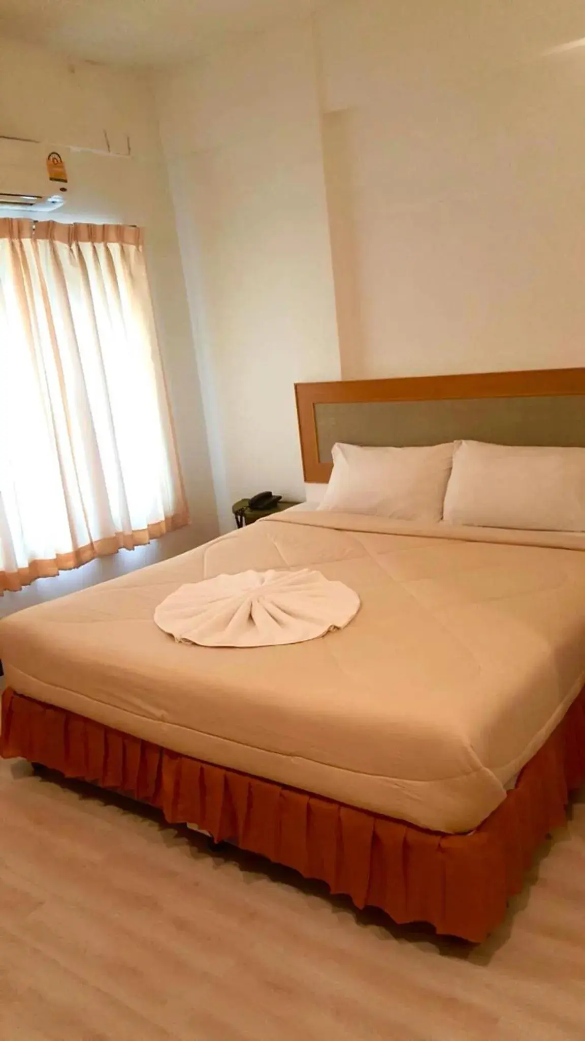 Superior Double Room in Polkadot Hostel Superior Double Room in Polkadot Hostel