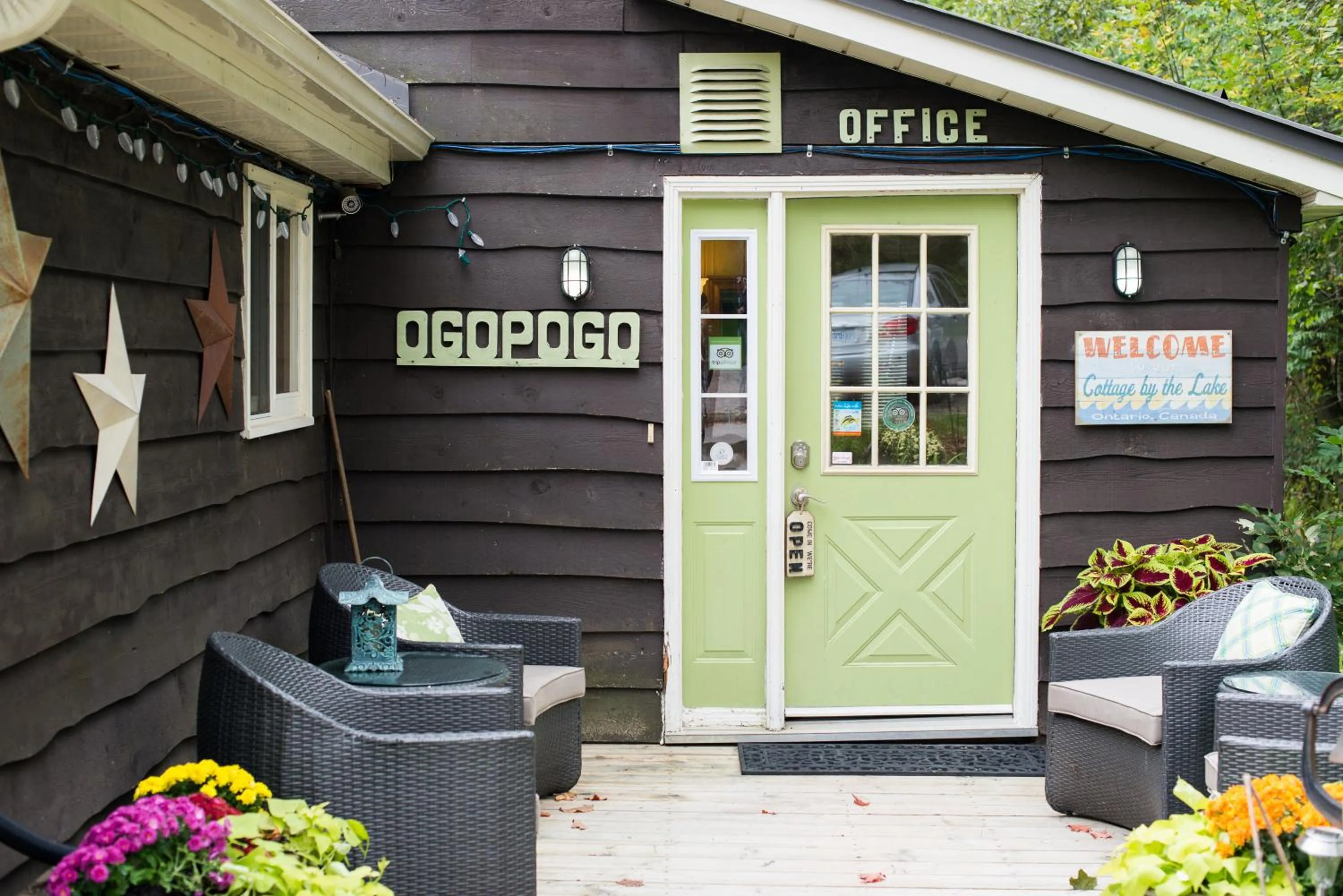 Property building in Ogopogo Resort