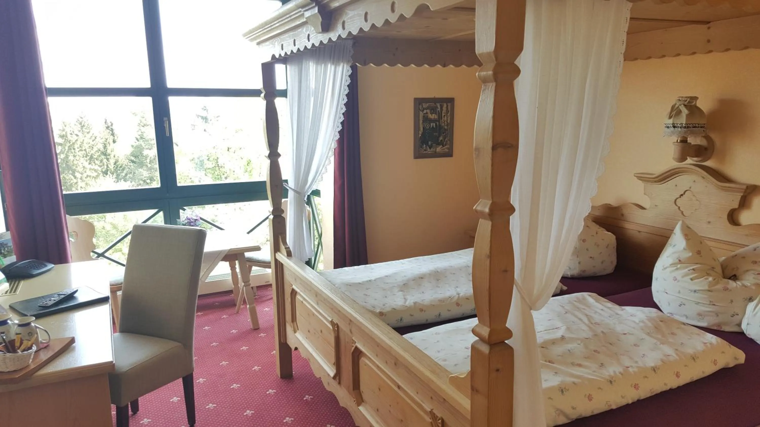 Shower in Landhotel BurgenBlick Garni & Tagungshotel