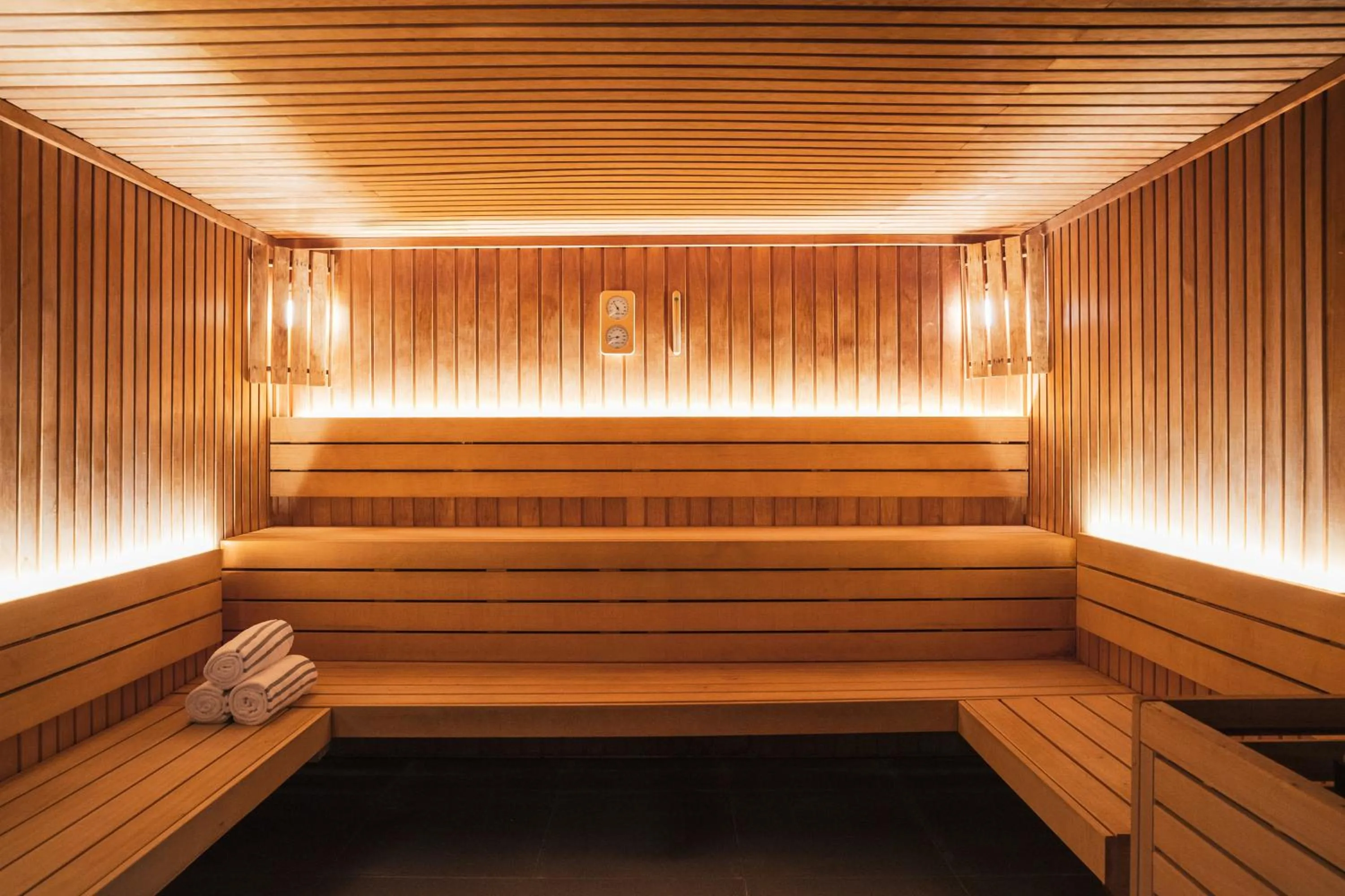 Sauna in Heliopic Hotel & Spa