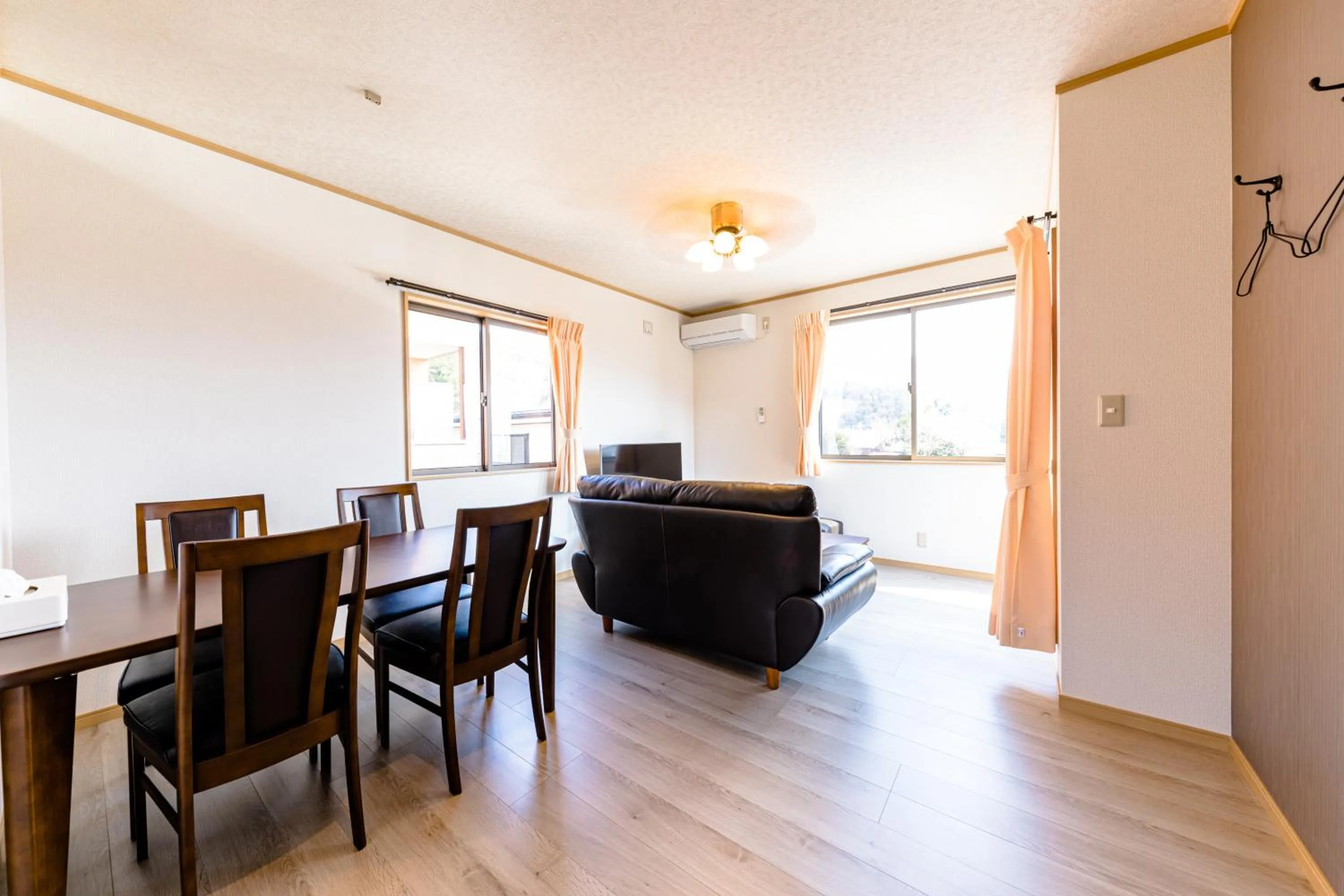 Living room in Furaku-Dog