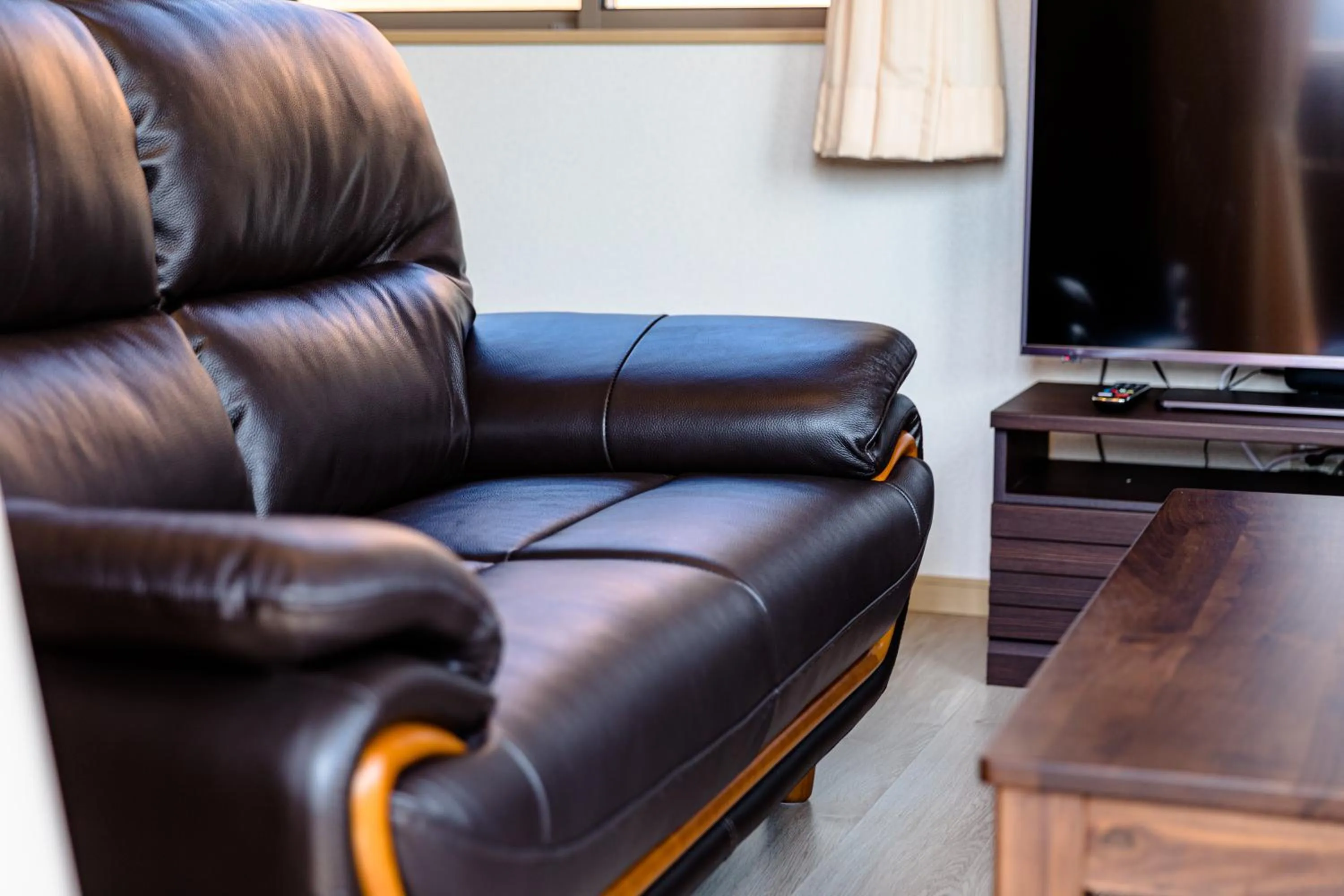 TV and multimedia in Furaku-Dog