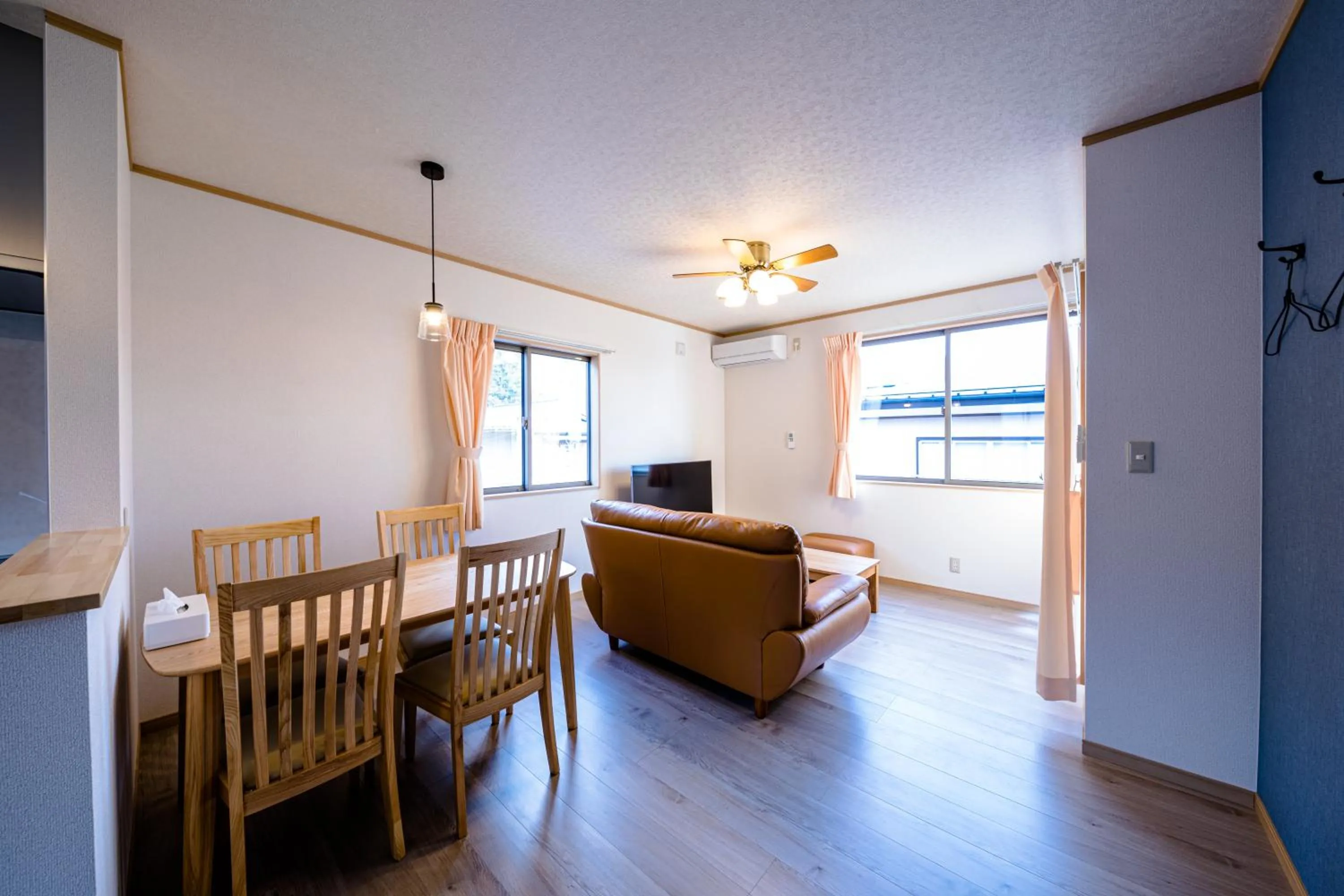 Living room in Furaku-Cat