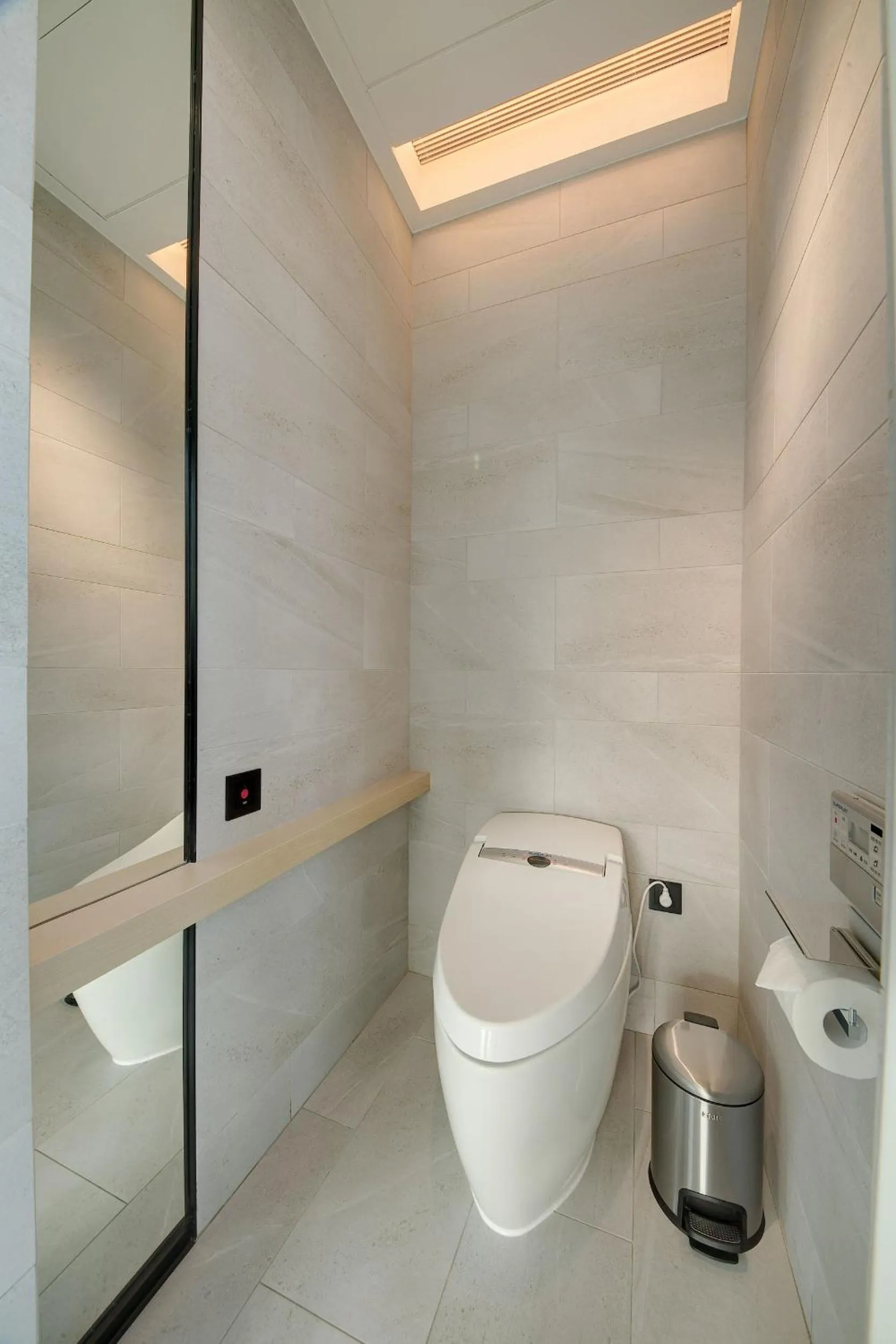 Bathroom in Jasper Young Hotel Banqiao