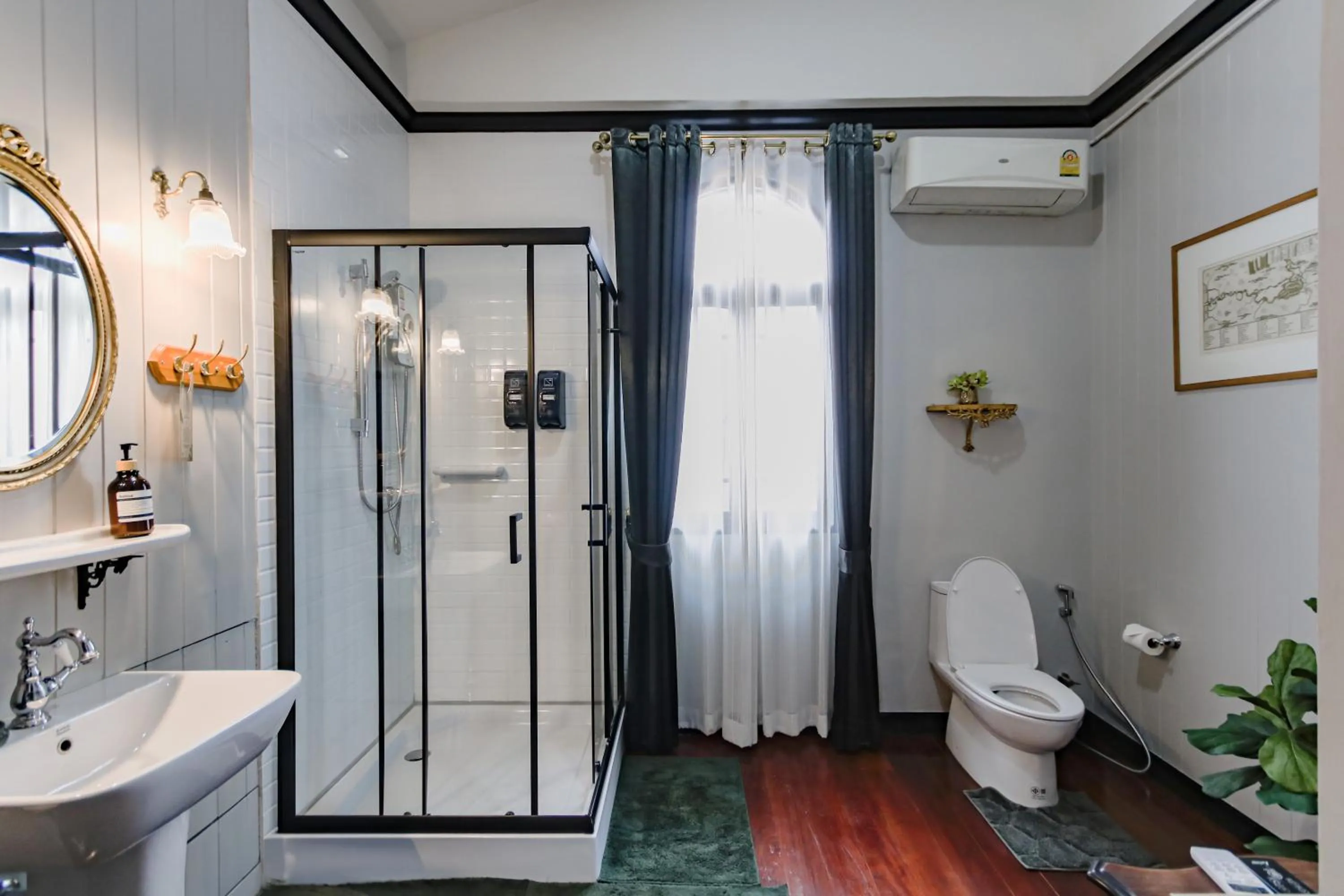 Bathroom in DE Phanakron Boutique Hotel