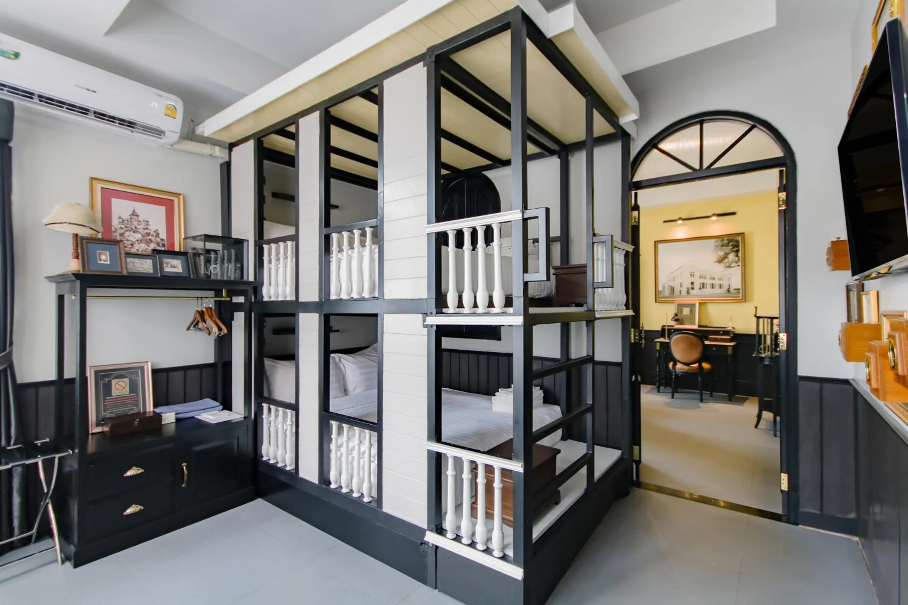 Bed in DE Phanakron Boutique Hotel