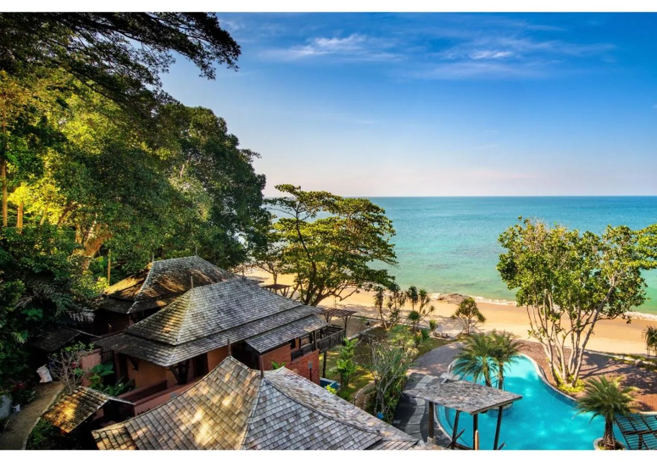 Beach in Nirvana Beach Resort, Koh Lanta SHA Extra Plus