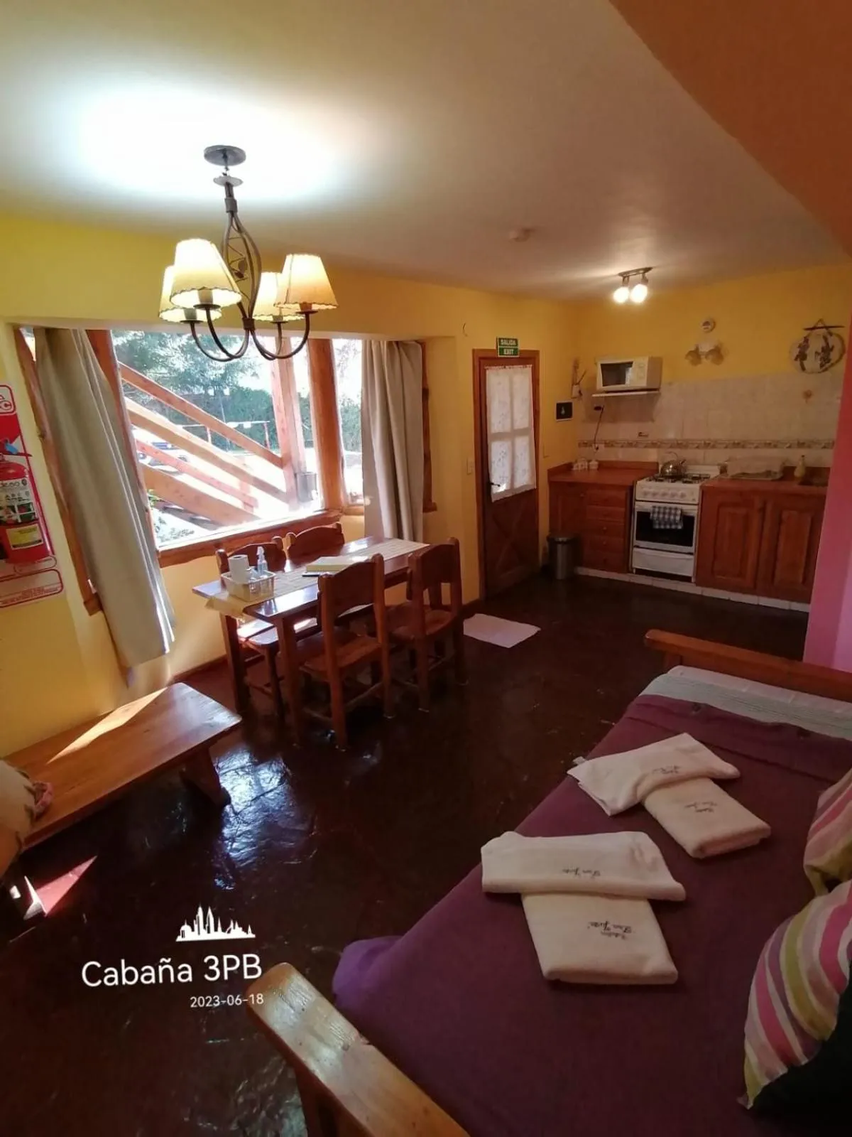 Kitchen or kitchenette, Bed in Don Justo