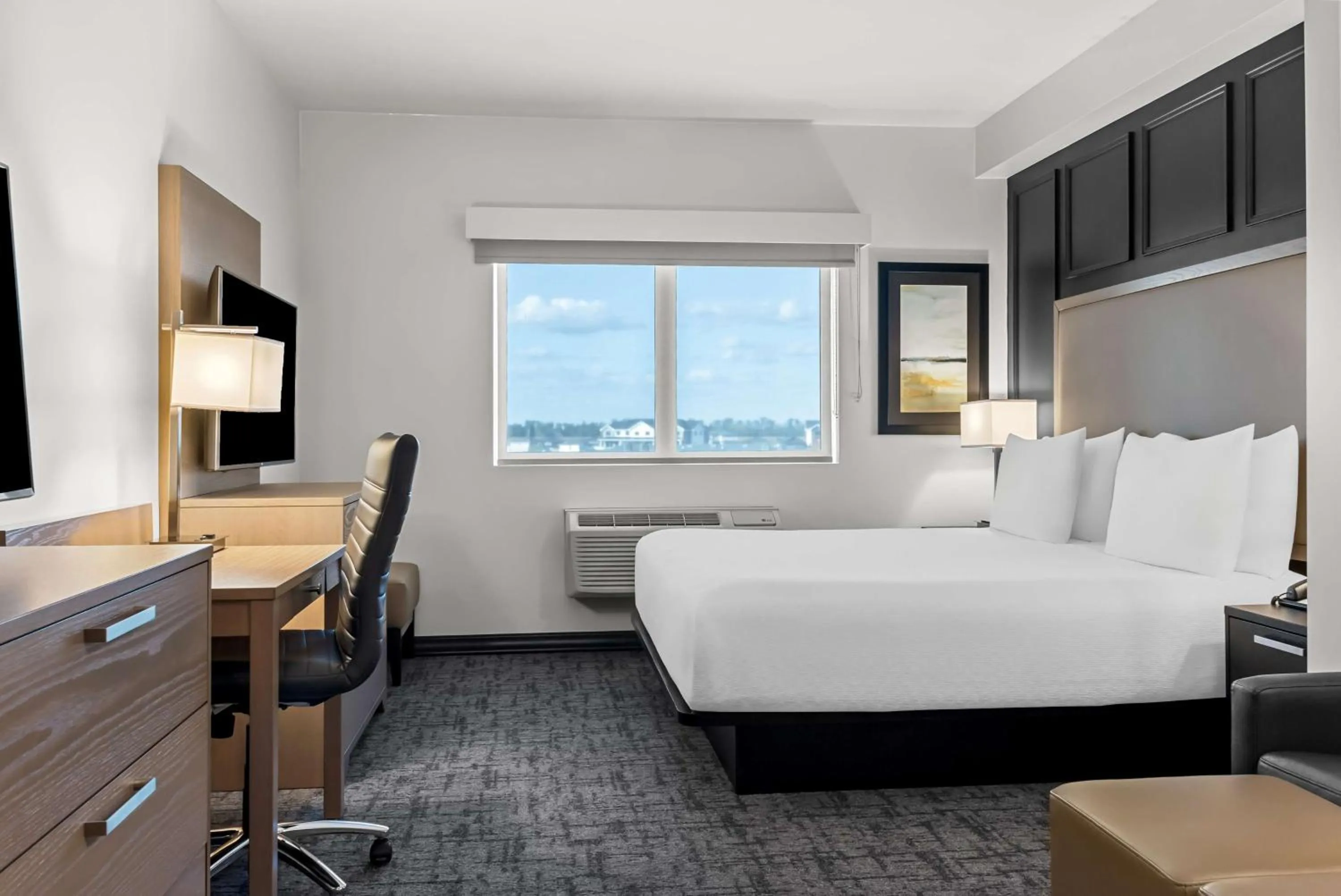 Bedroom, Bed in Best Western Plus Winkler