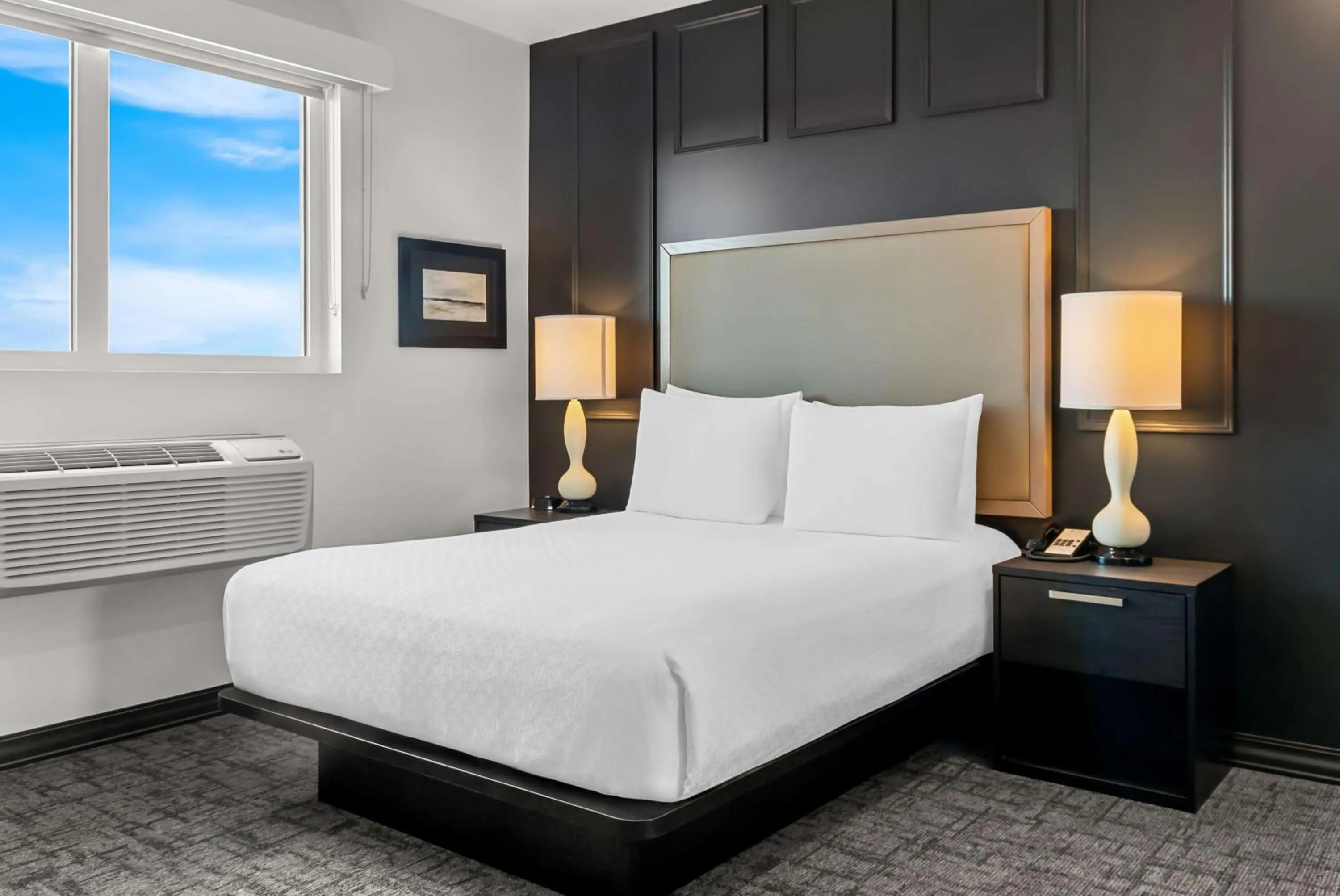 Bedroom, Bed in Best Western Plus Winkler