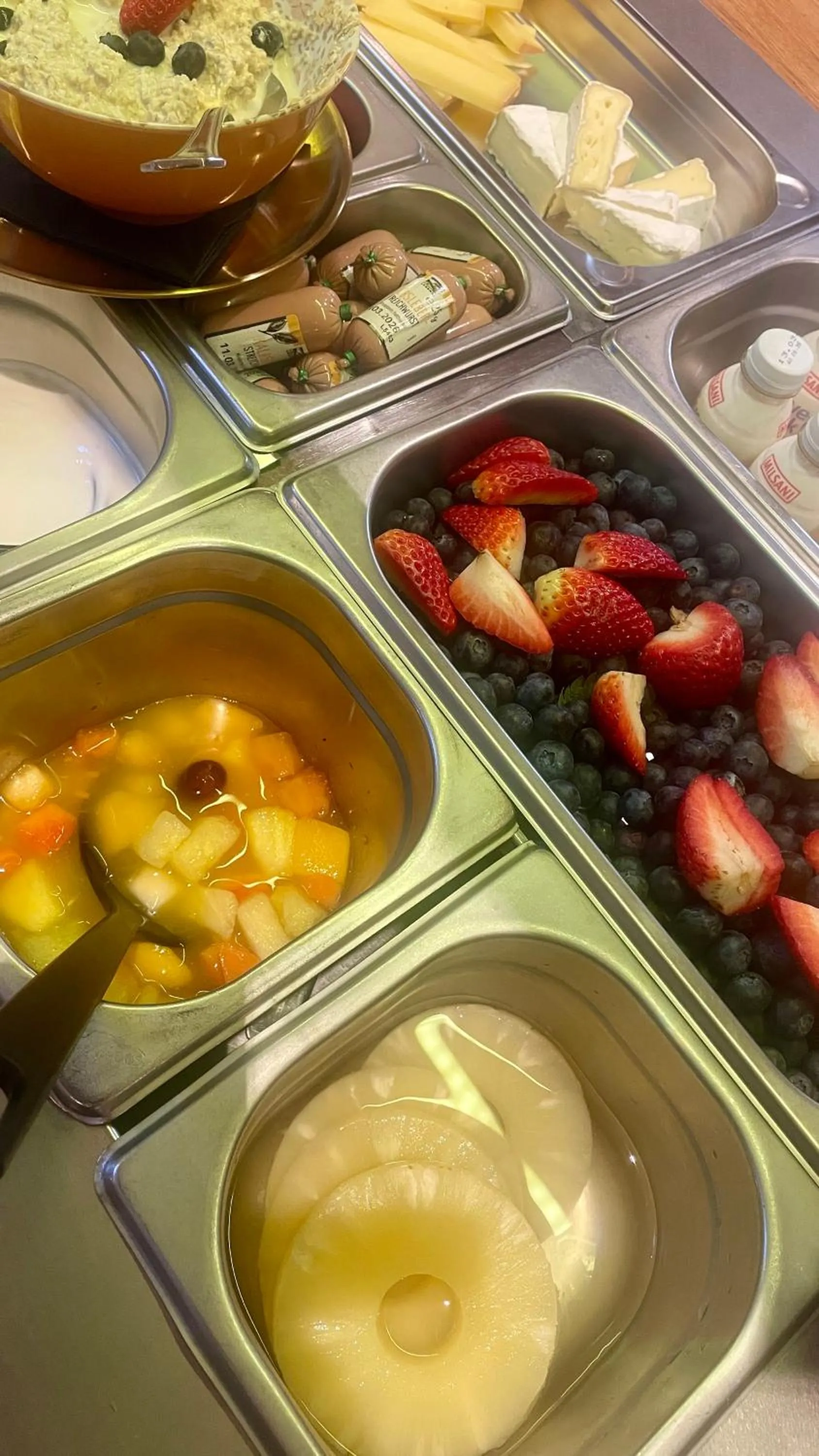 Buffet breakfast in Restaurant Appartements Almdiele