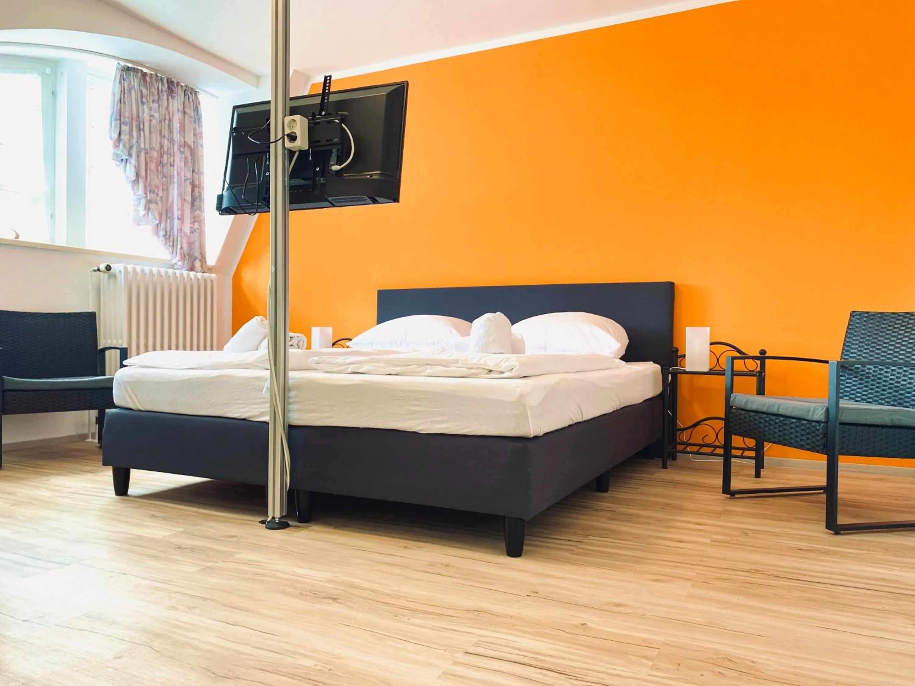 Bed in Hotel Auerhahn