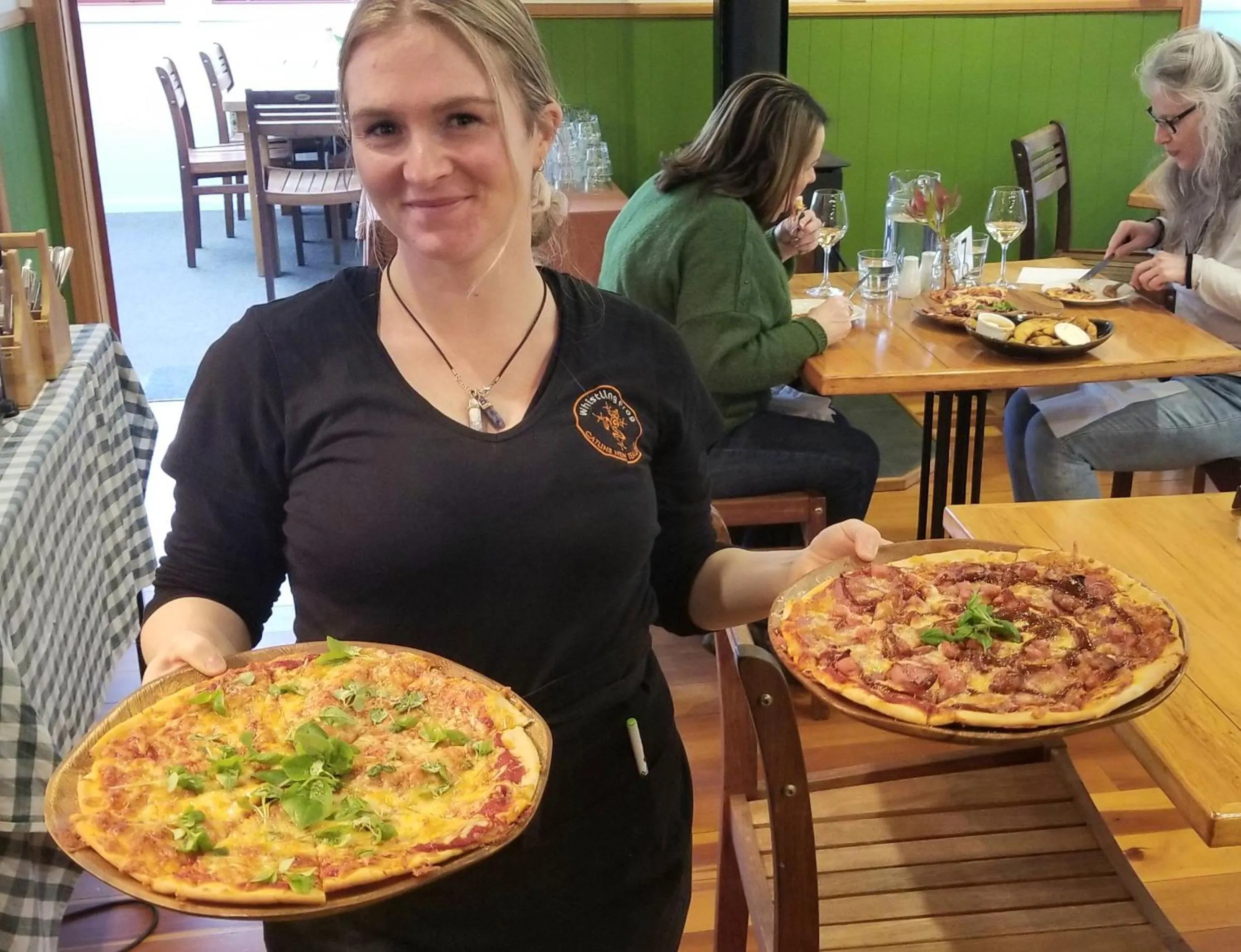 Restaurant/places to eat in The Whistling Frog Resort