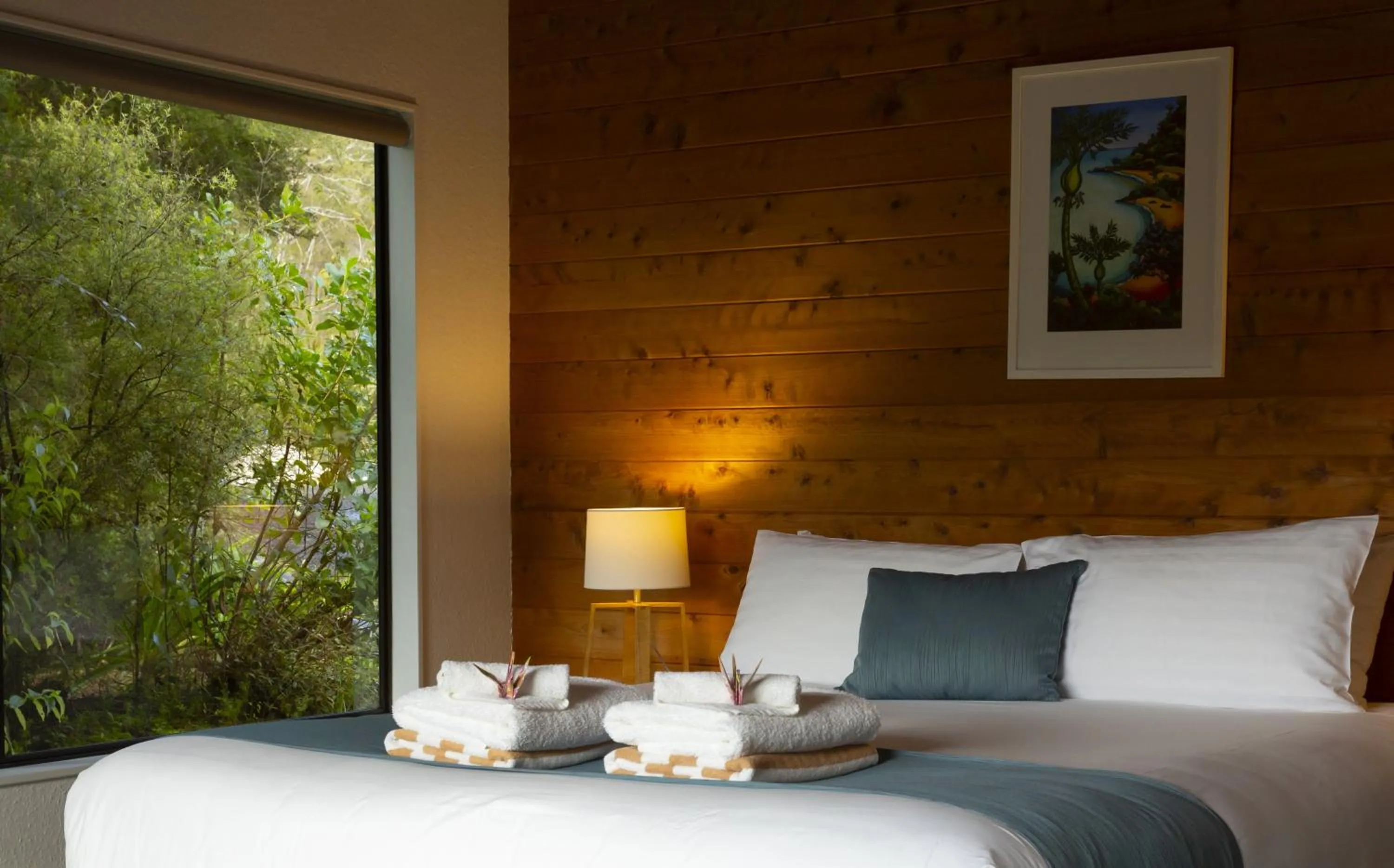 Bed in Kimi Ora Eco Resort