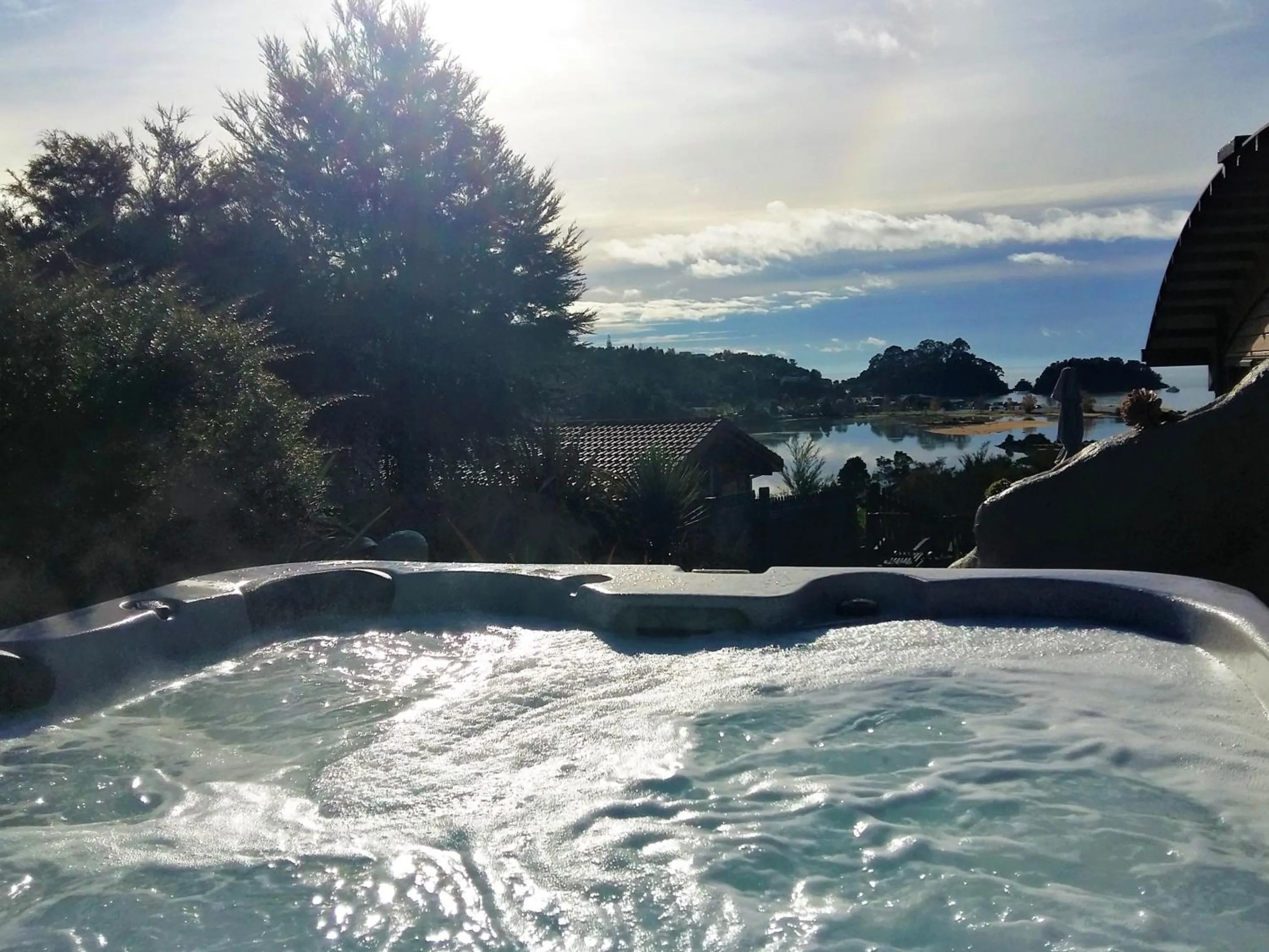 Area and facilities in Kimi Ora Eco Resort