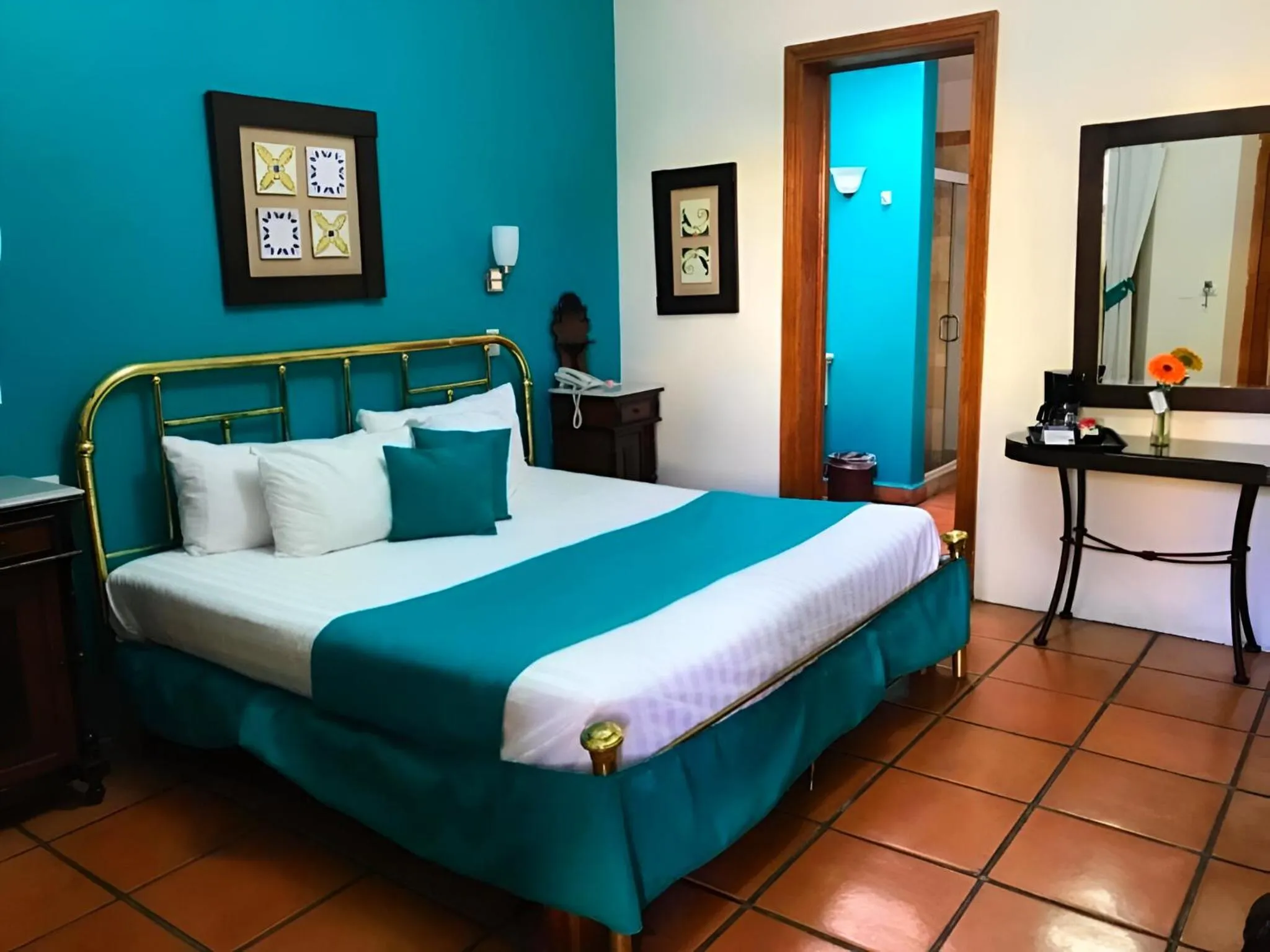 Bed in La Casa de los Patios Hotel & Spa