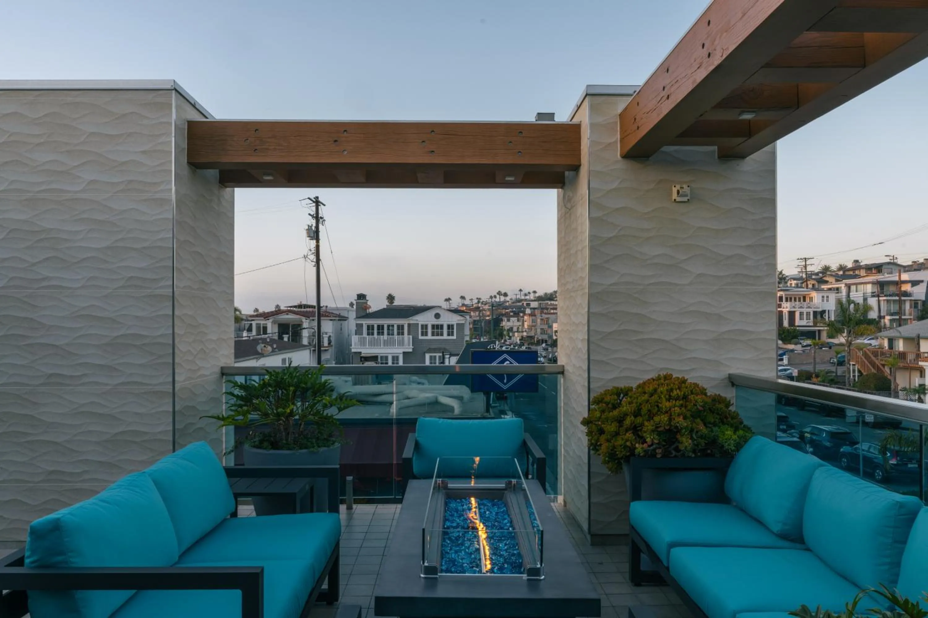 H2O Hermosa Beach Hotel