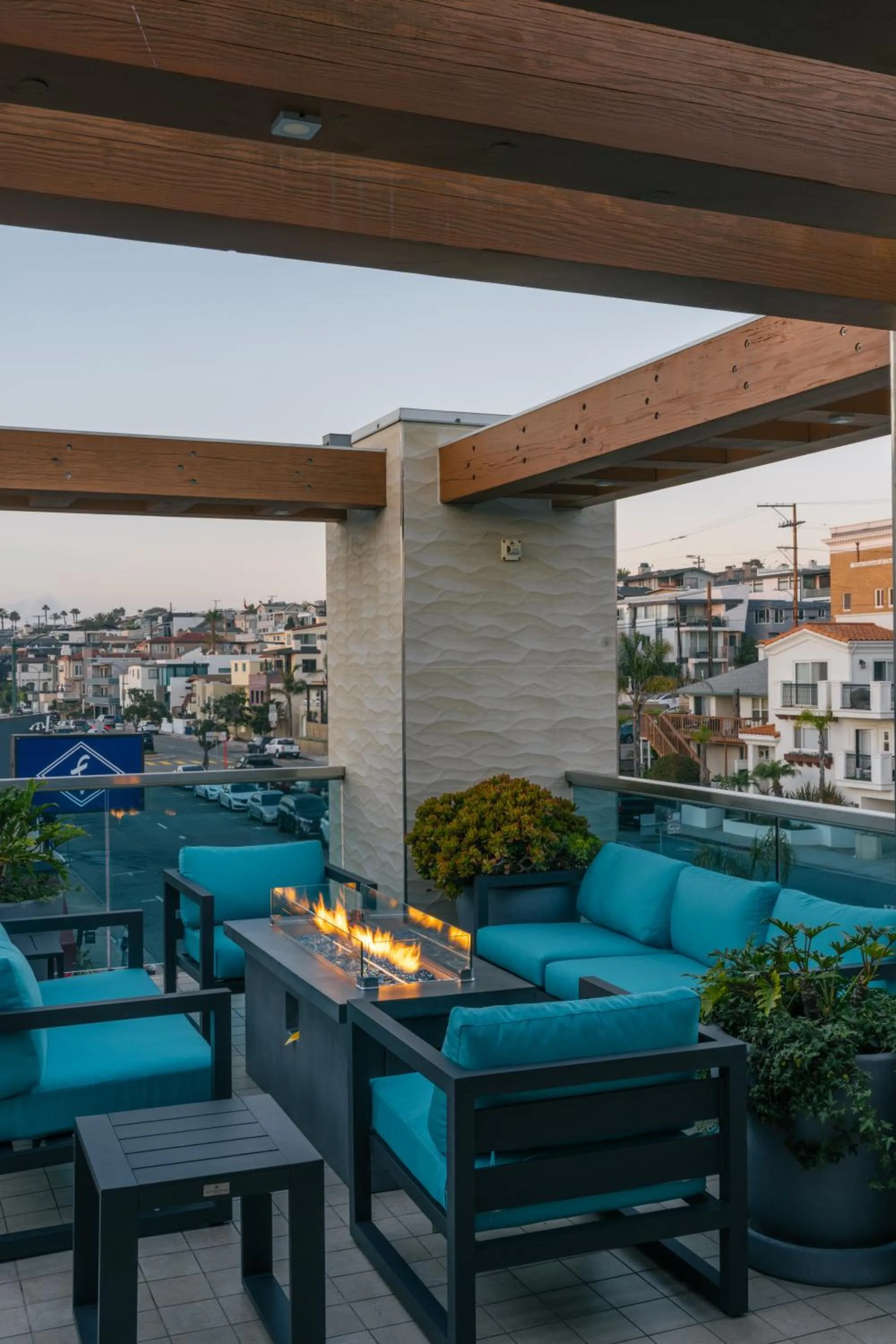 H2O Hermosa Beach Hotel