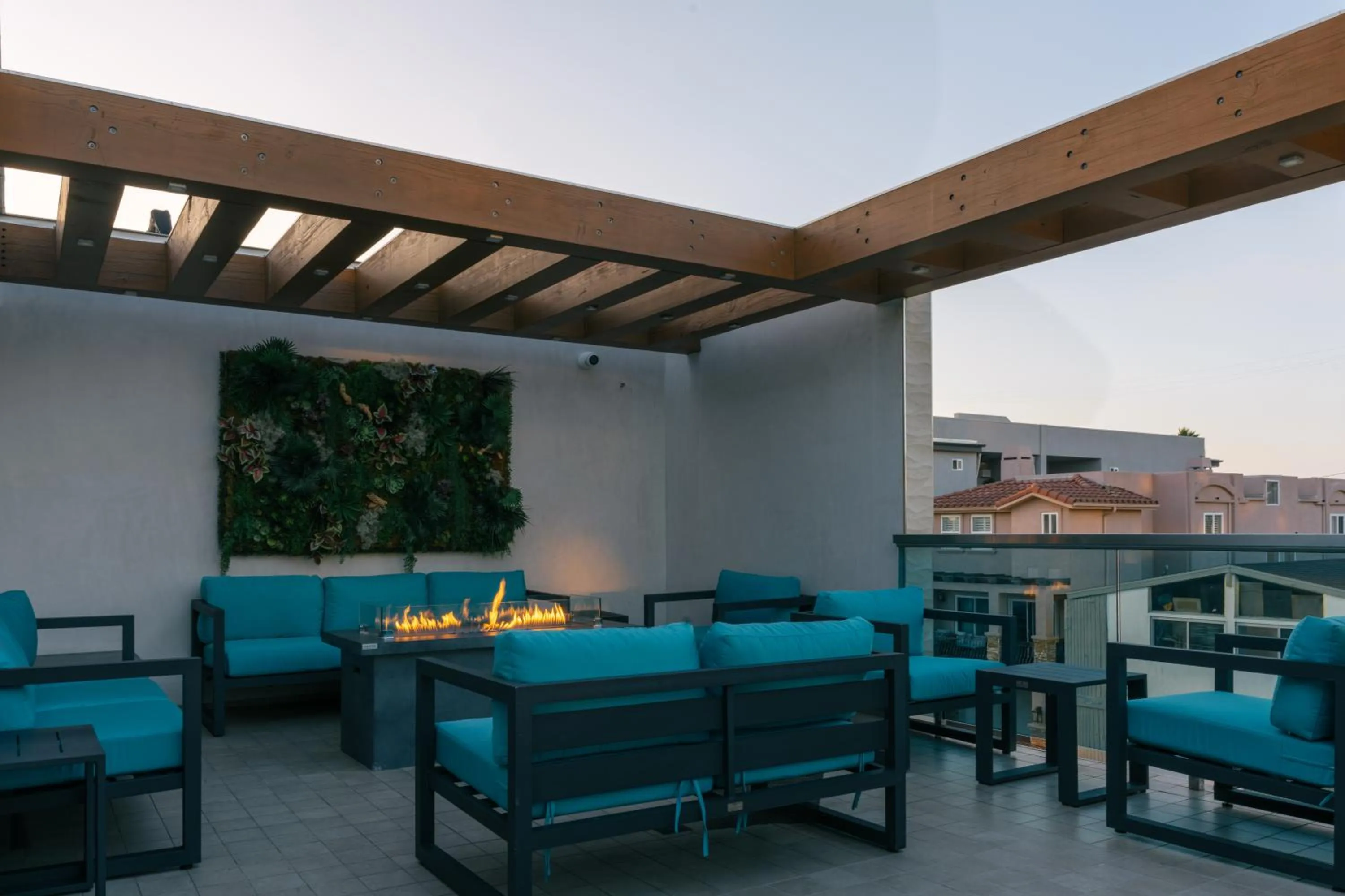 H2O Hermosa Beach Hotel