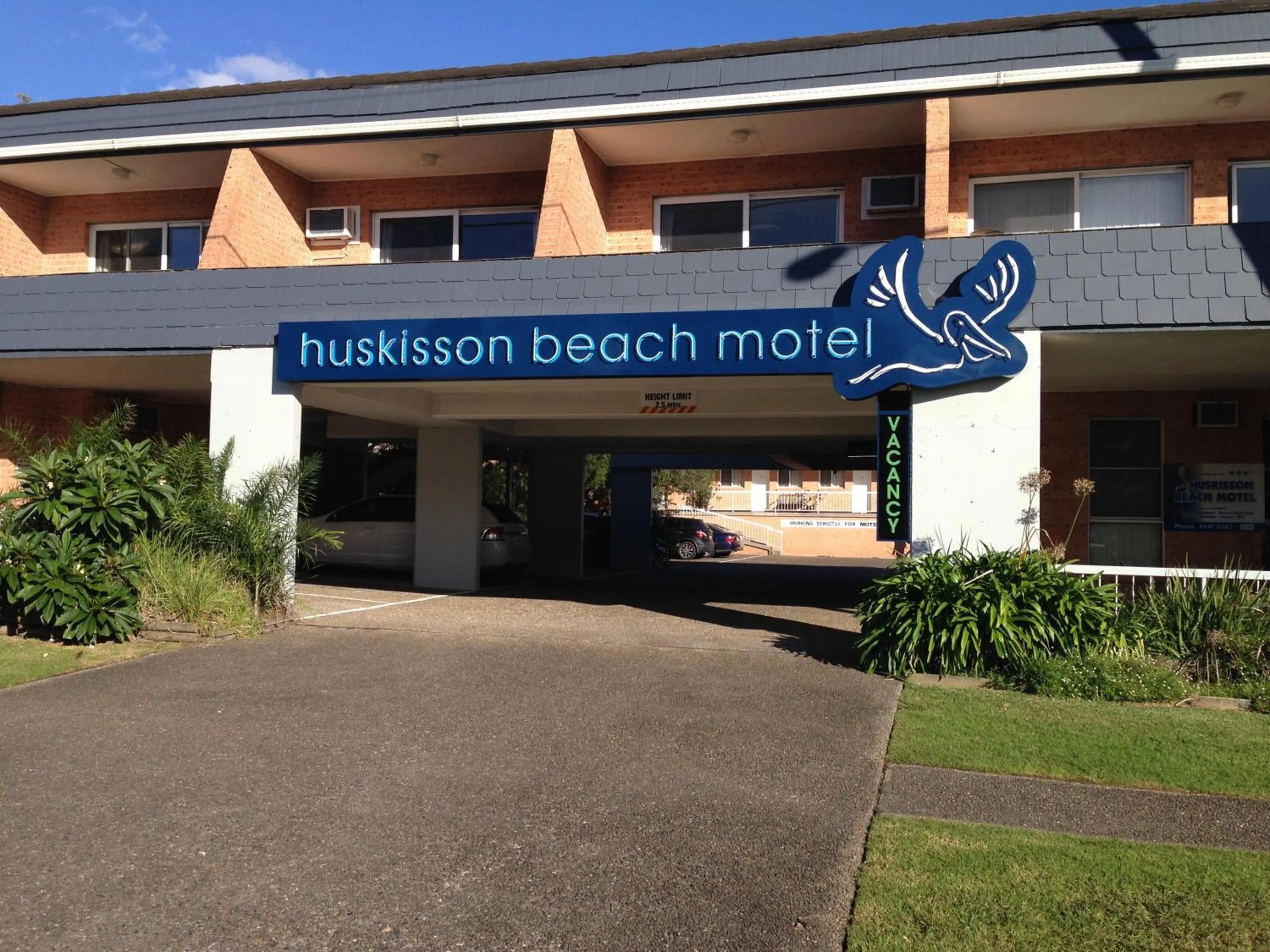 Facade/entrance in Huskisson Beach Motel