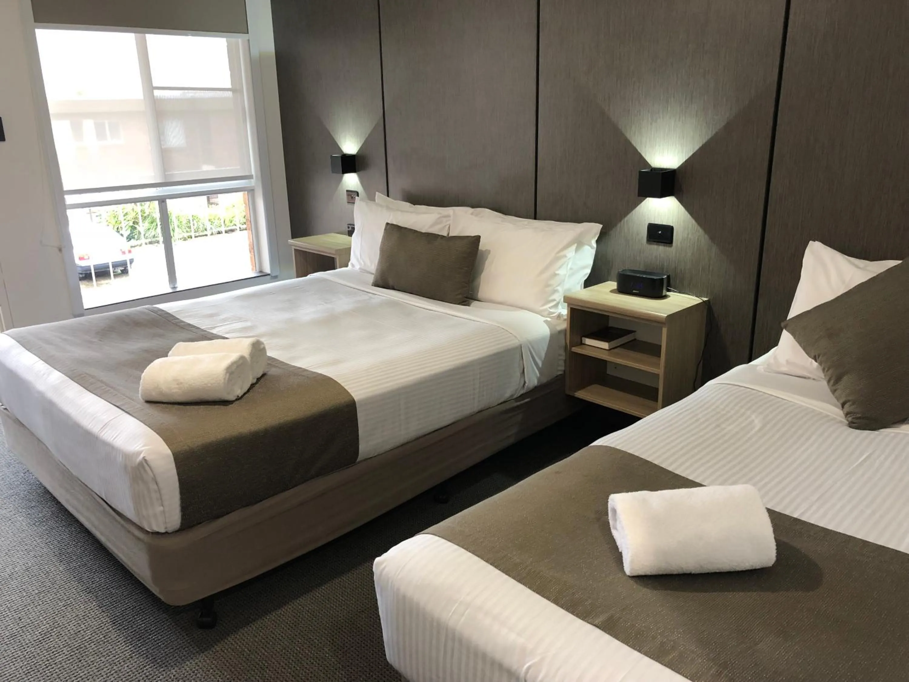 Bed in Huskisson Beach Motel