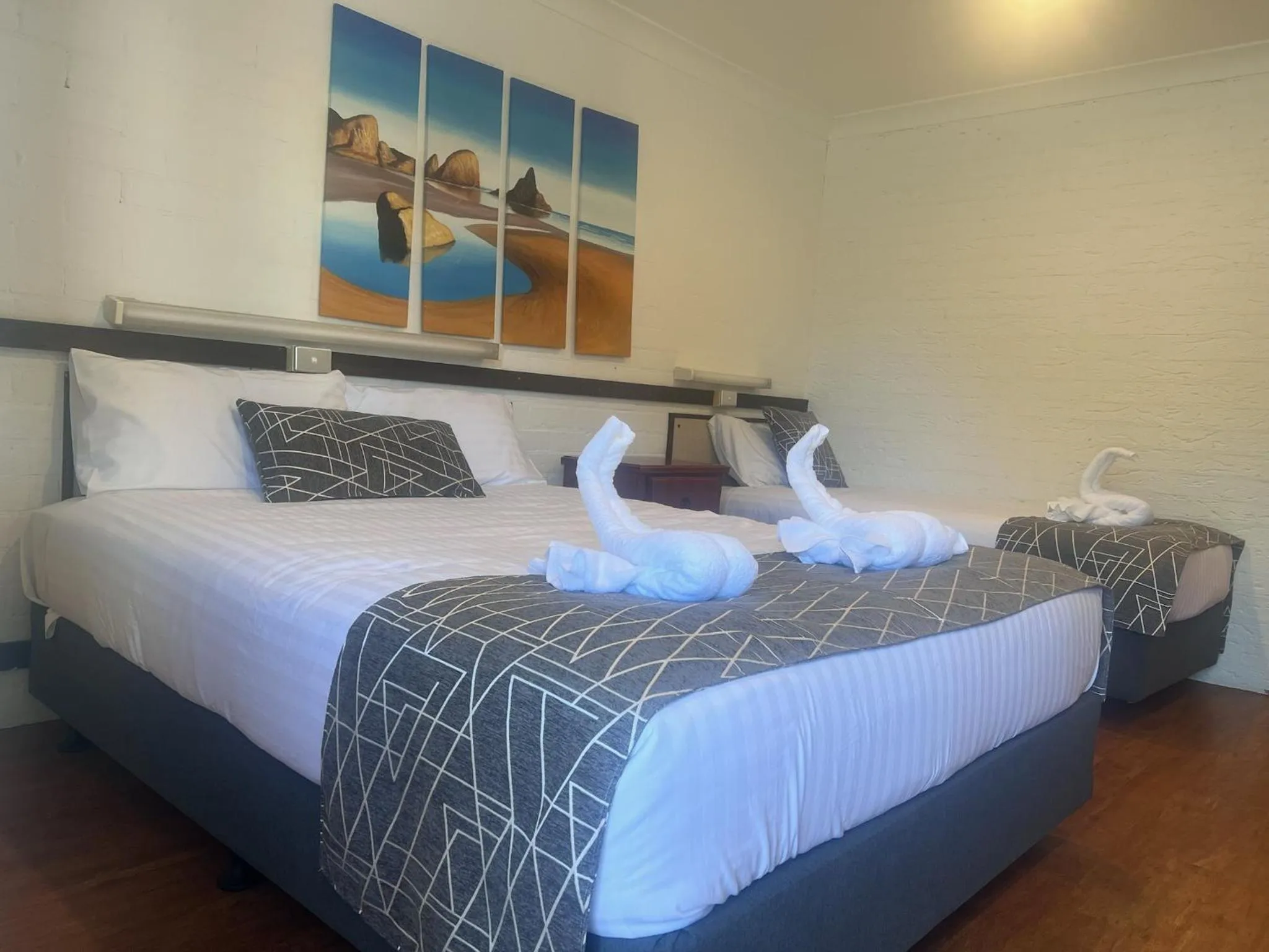 Bed in Coonamble Motel