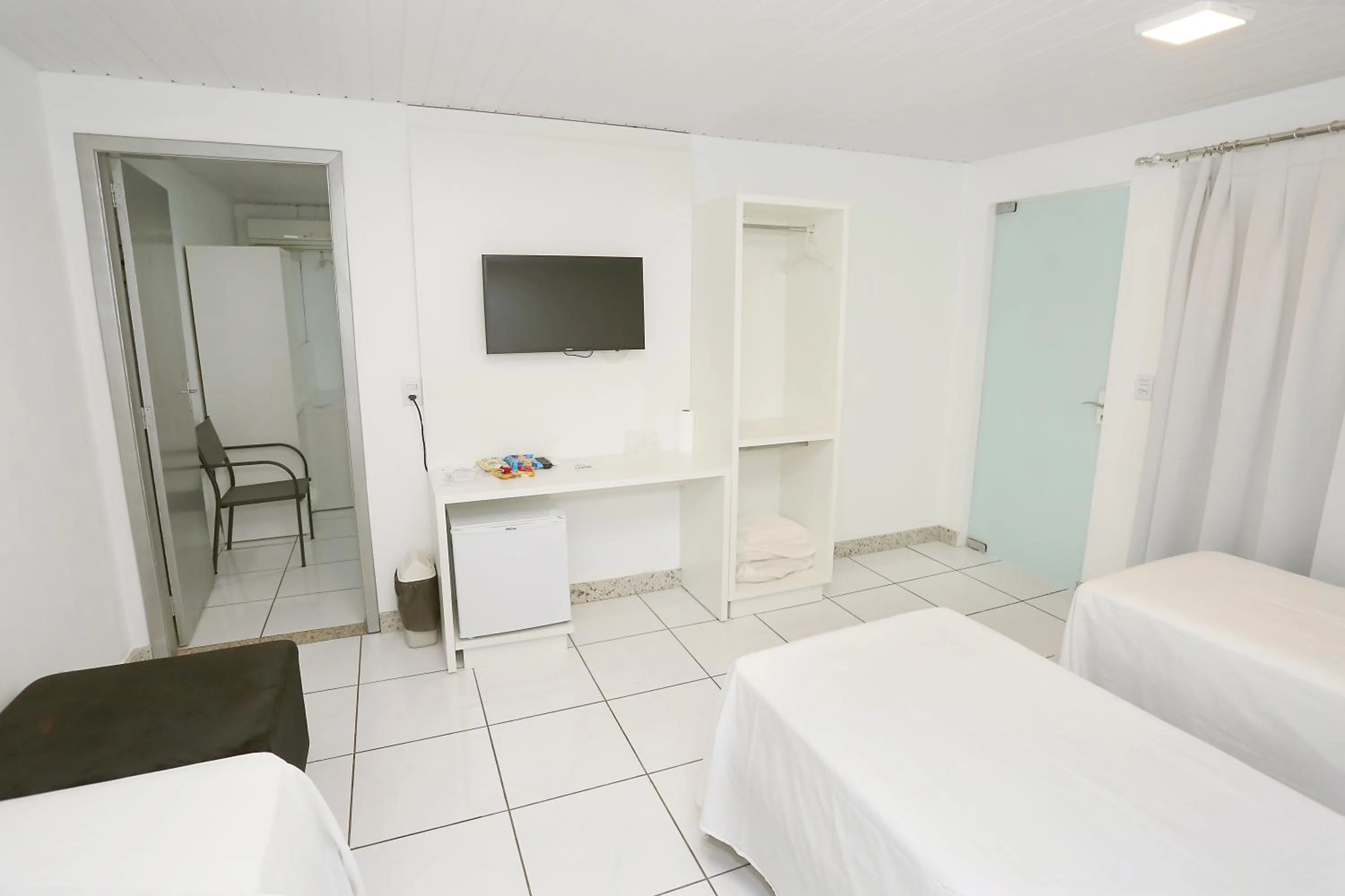 TV and multimedia, Bed in Pousada Oma Helga