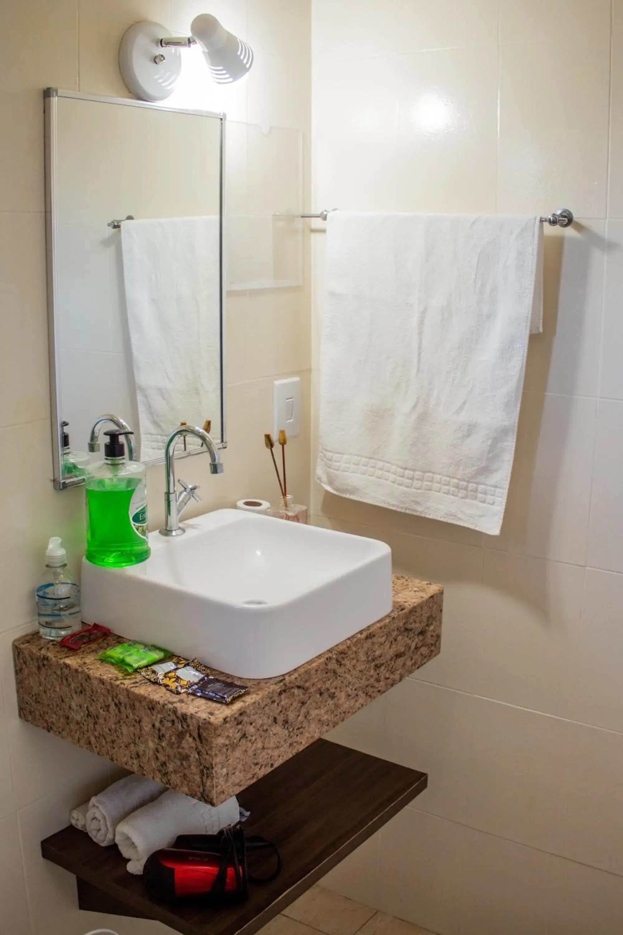 Comfort Quadruple Room in Pousada Oma Helga Comfort Quadruple Room in Pousada Oma Helga