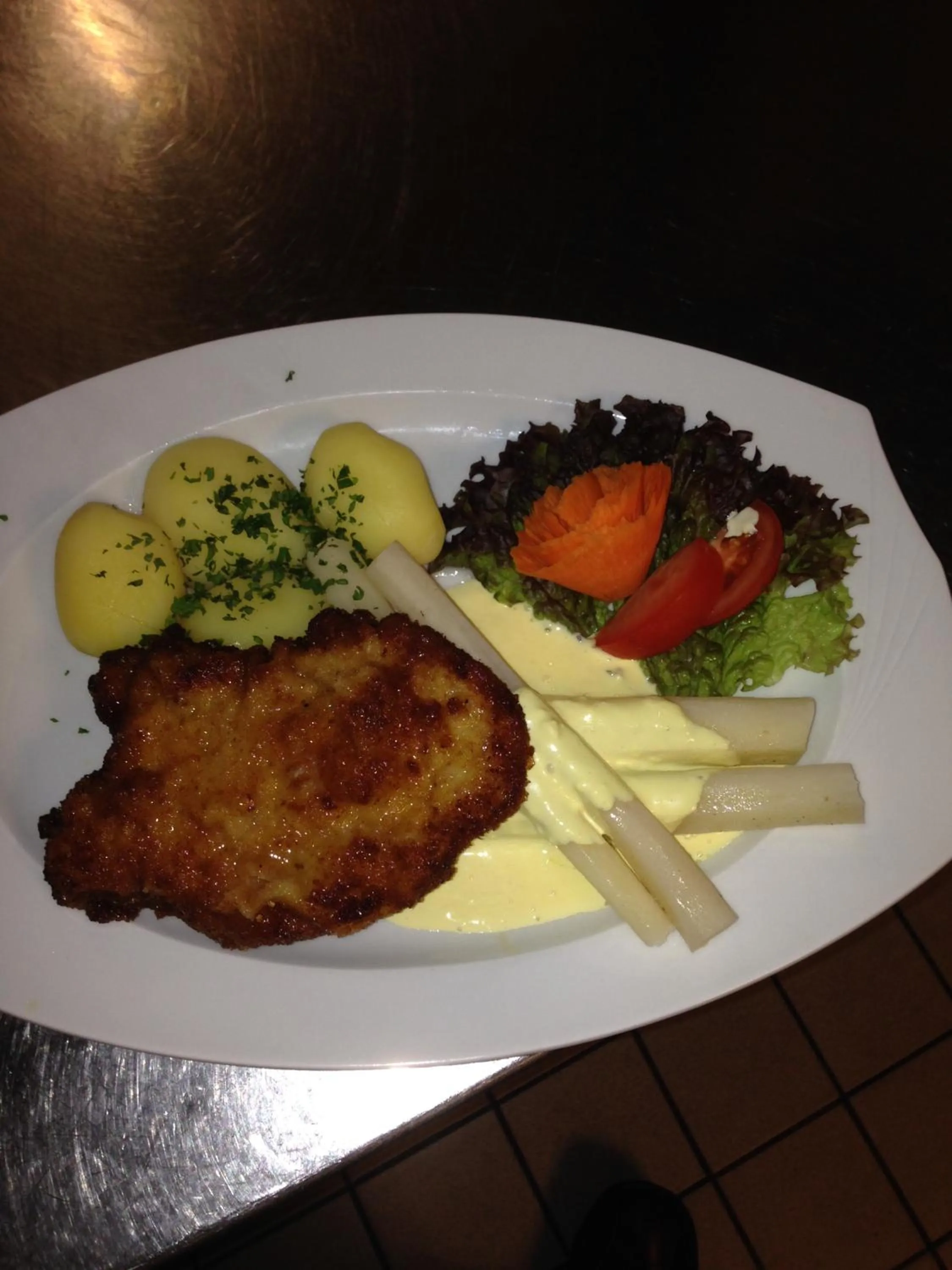 Restaurant/places to eat in Hotel Am Schlossberg