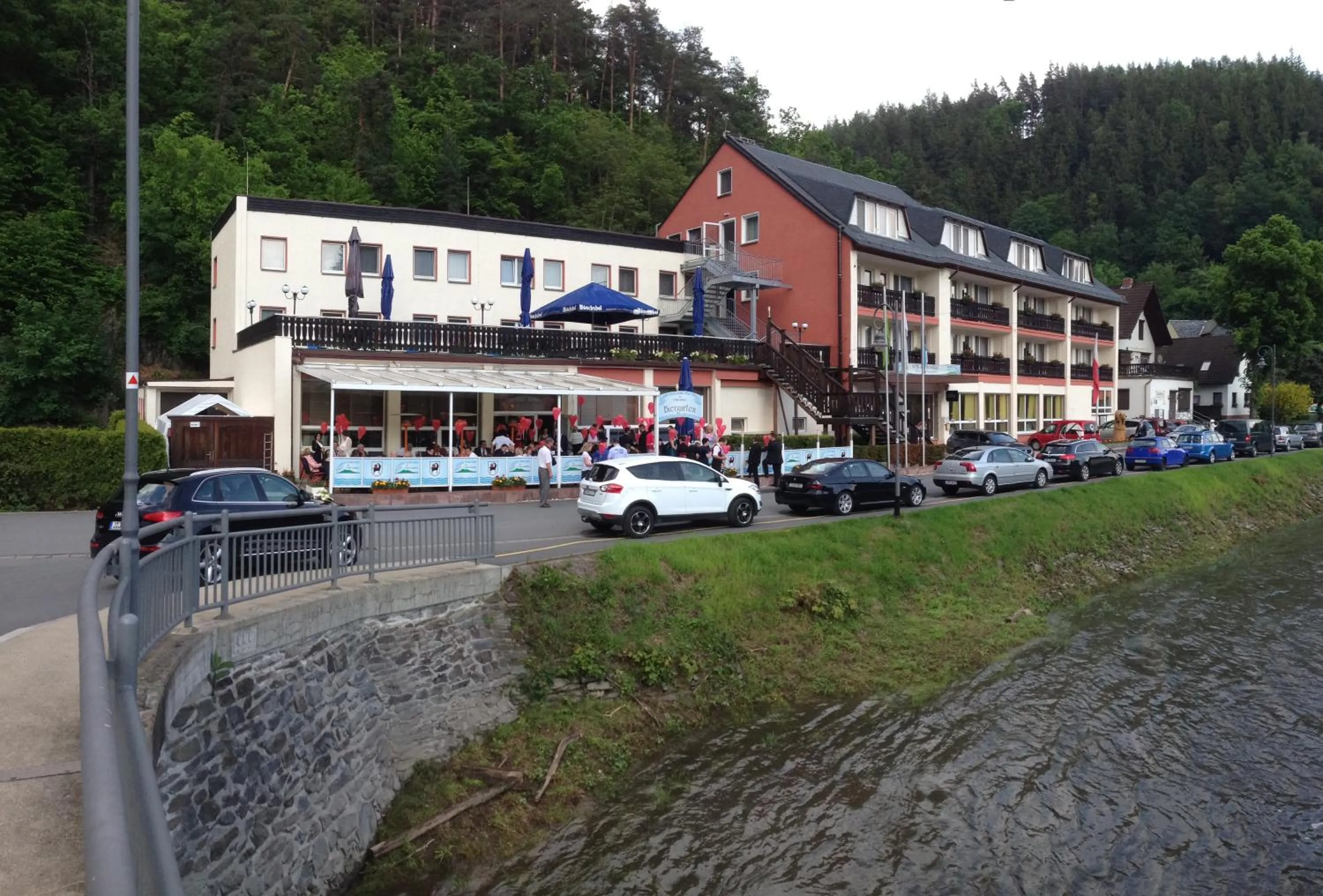 Restaurant/places to eat in Hotel Am Schlossberg
