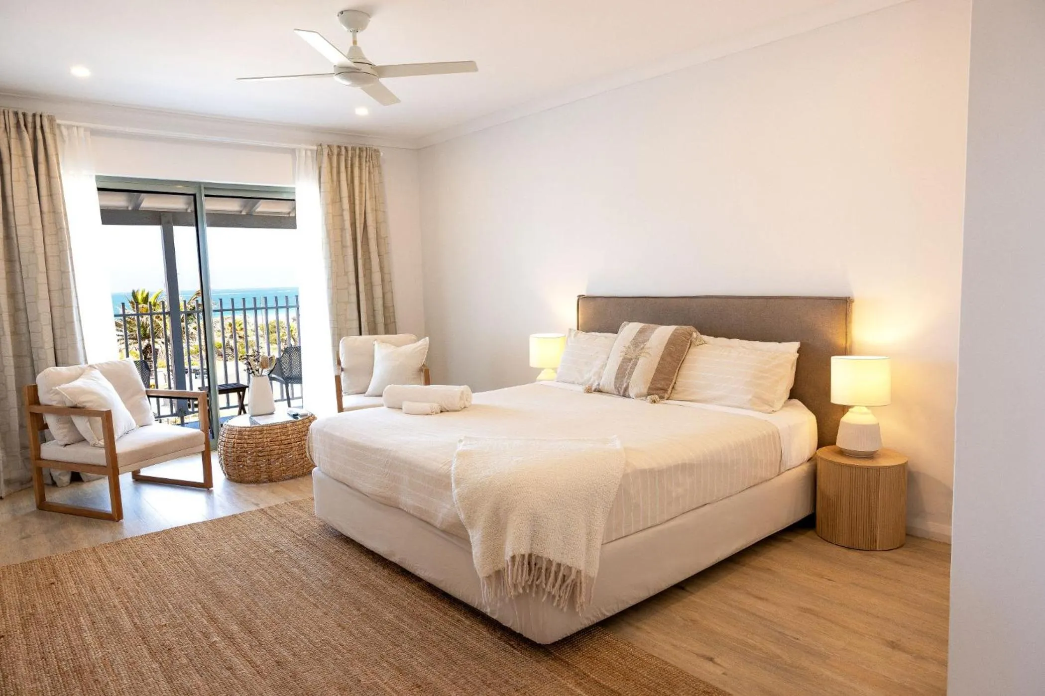 Bed in The African Reef