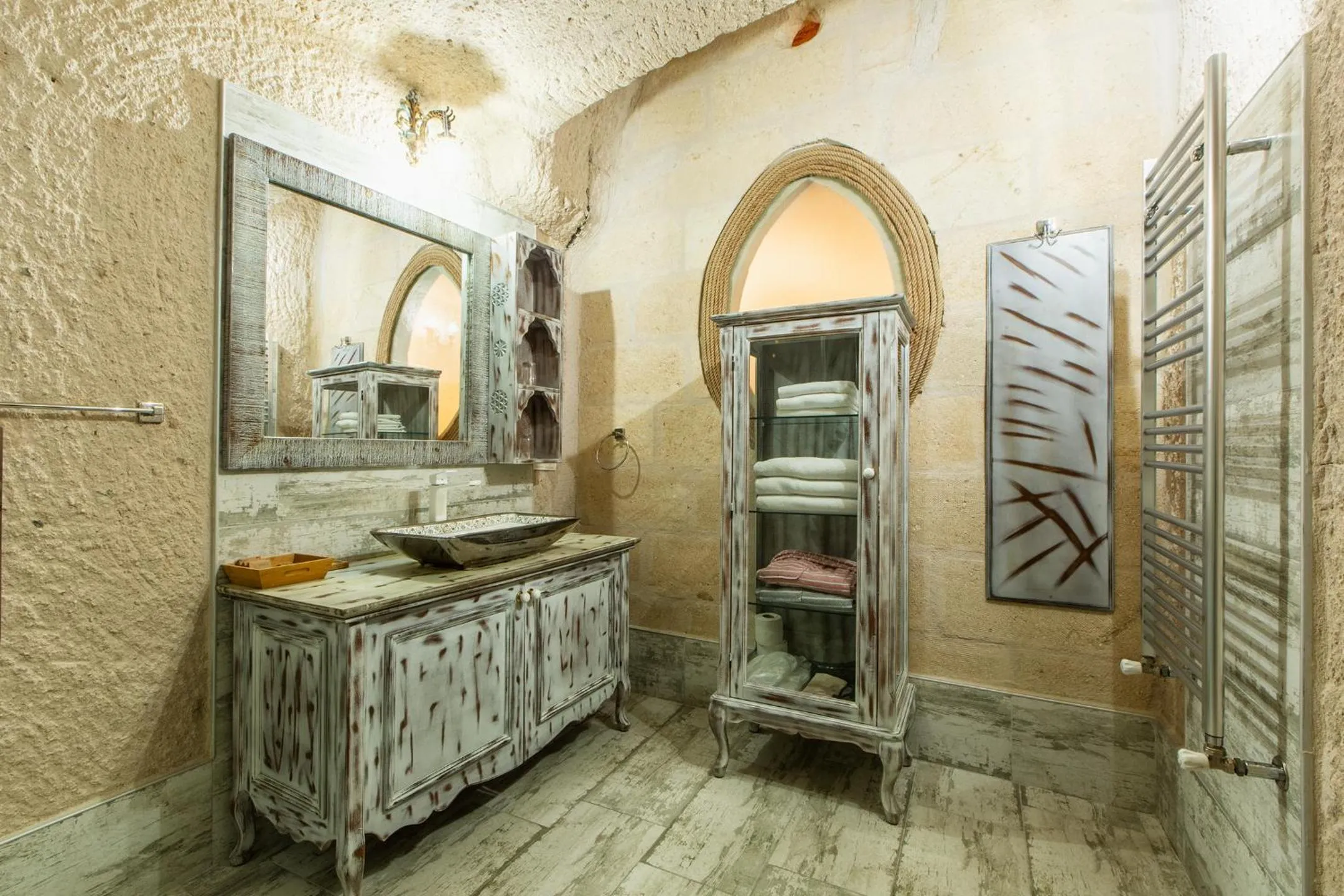 Shower in Karlık Cave Suite Cappadocia