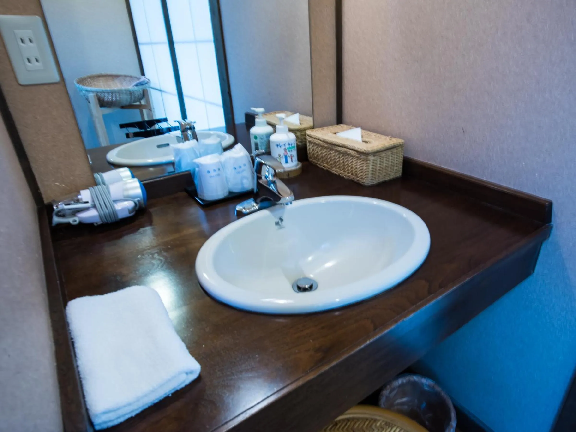 Area and facilities in Yurari Rokumyo