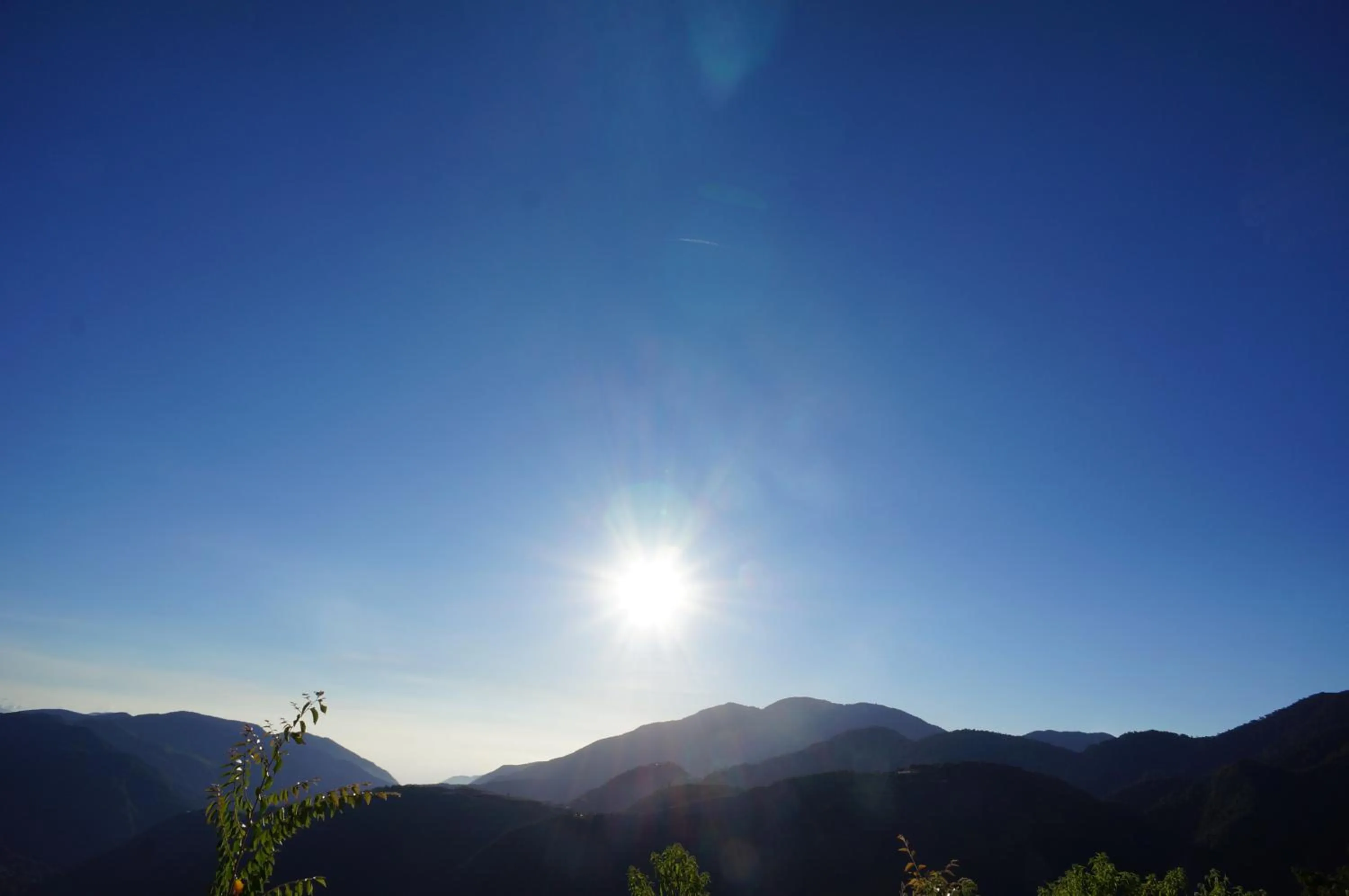 Sunset in Cingjing Brilliant Twins of Seattle