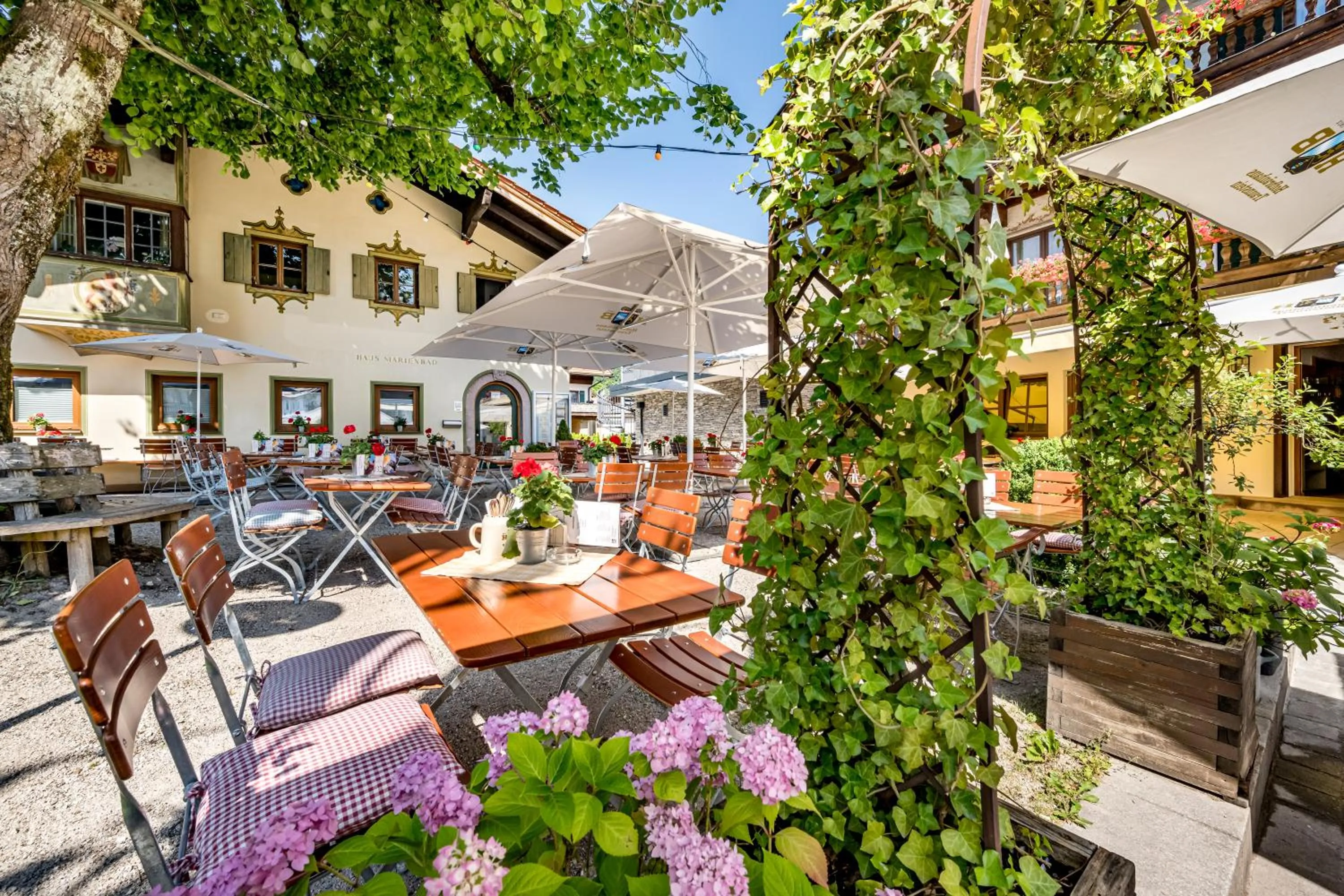 Garden in Ruhpoldinger Hof - Hotel & Wellness