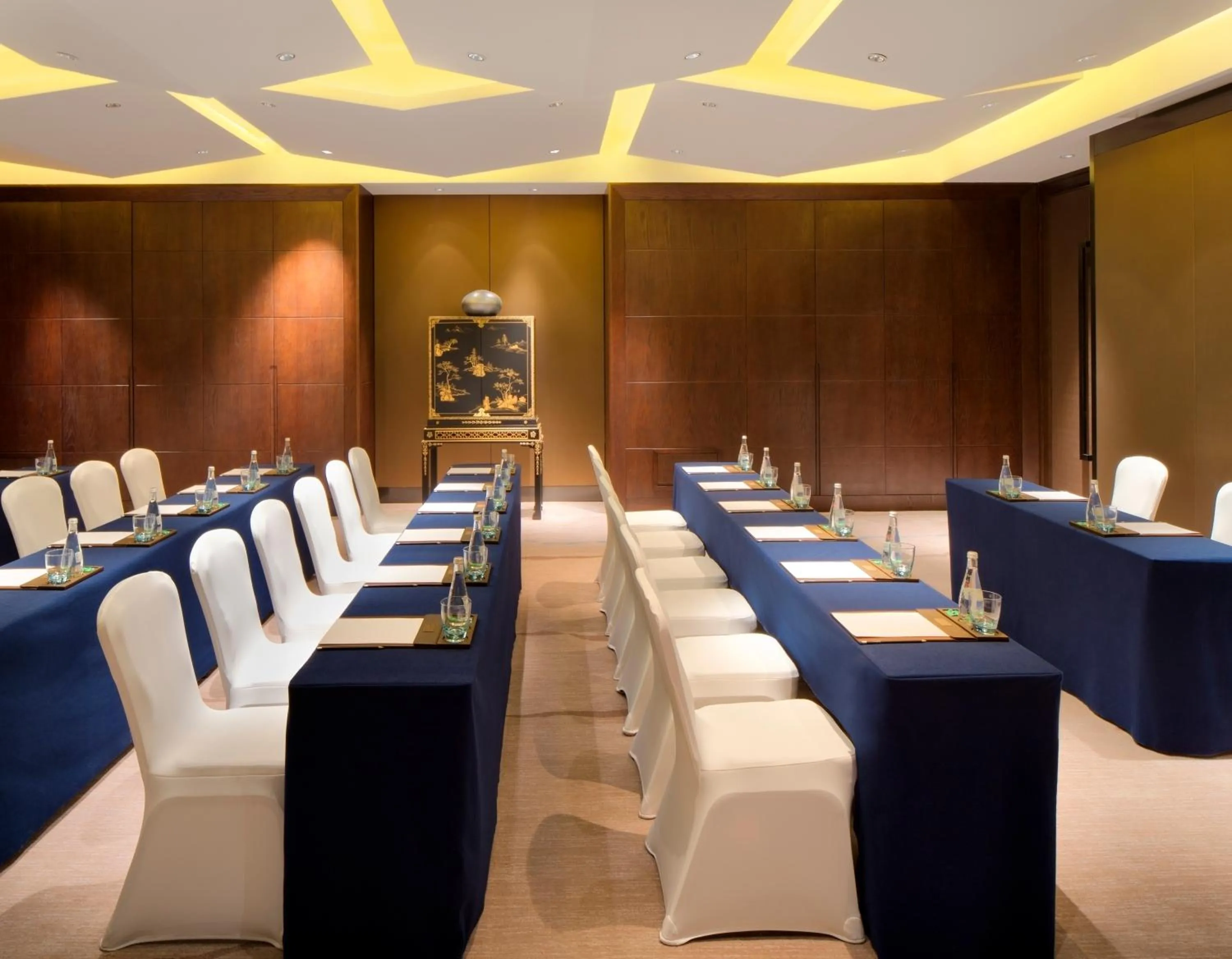 Business facilities in Radisson Blu Hotel Chongqing Sha Ping Ba