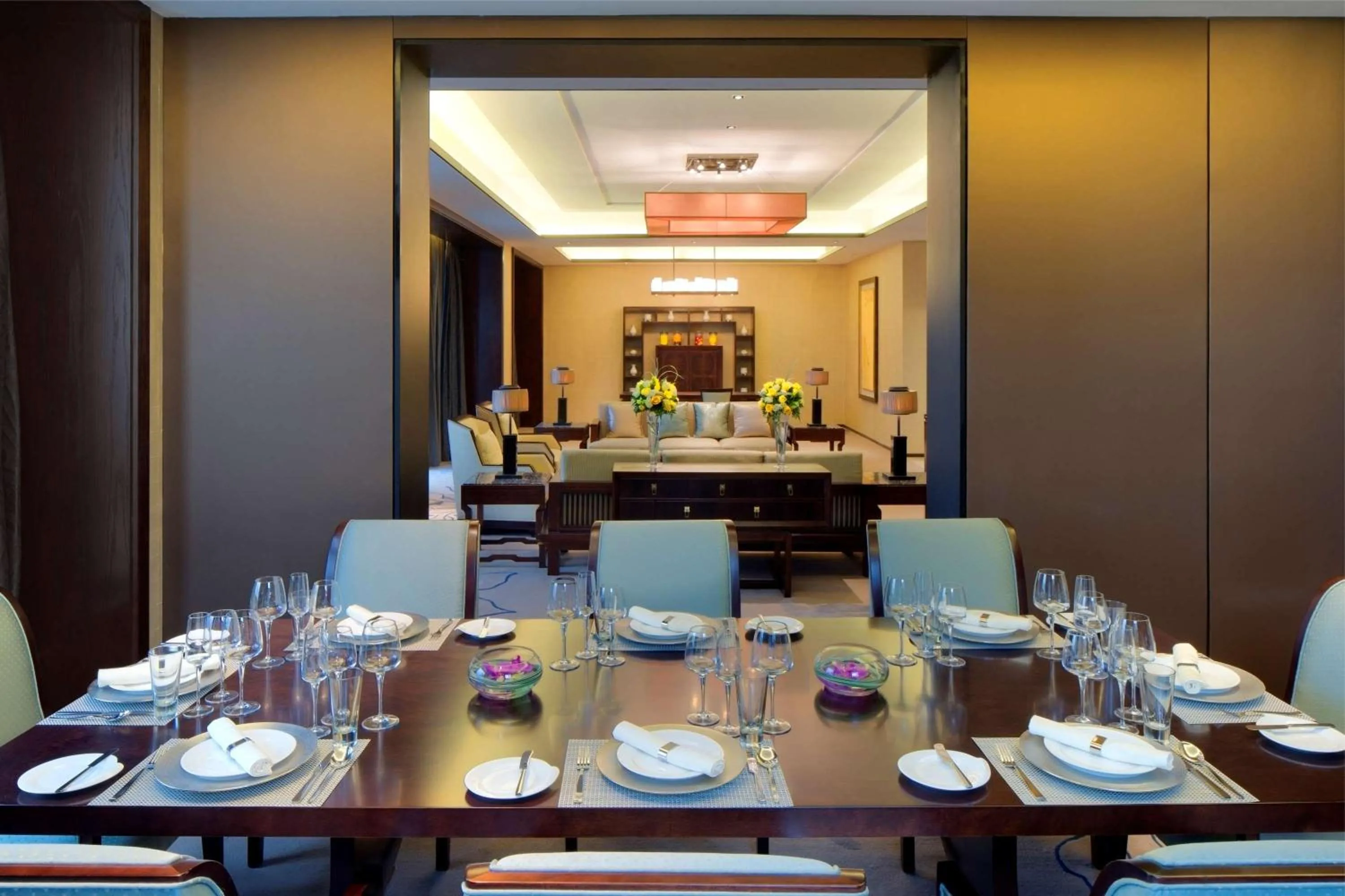 Photo of the whole room, Restaurant/Places to Eat in Radisson Blu Hotel Chongqing Sha Ping Ba