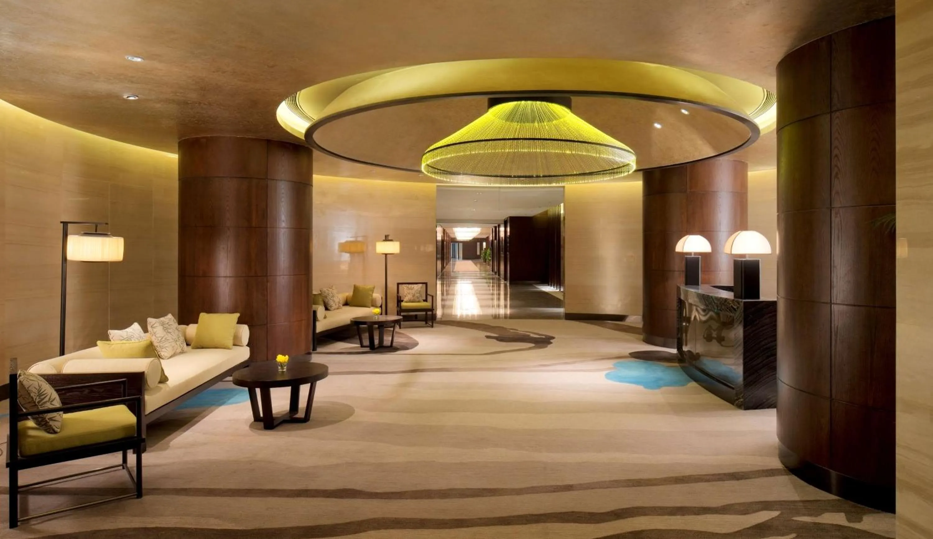 Activities, Lobby/Reception in Radisson Blu Hotel Chongqing Sha Ping Ba