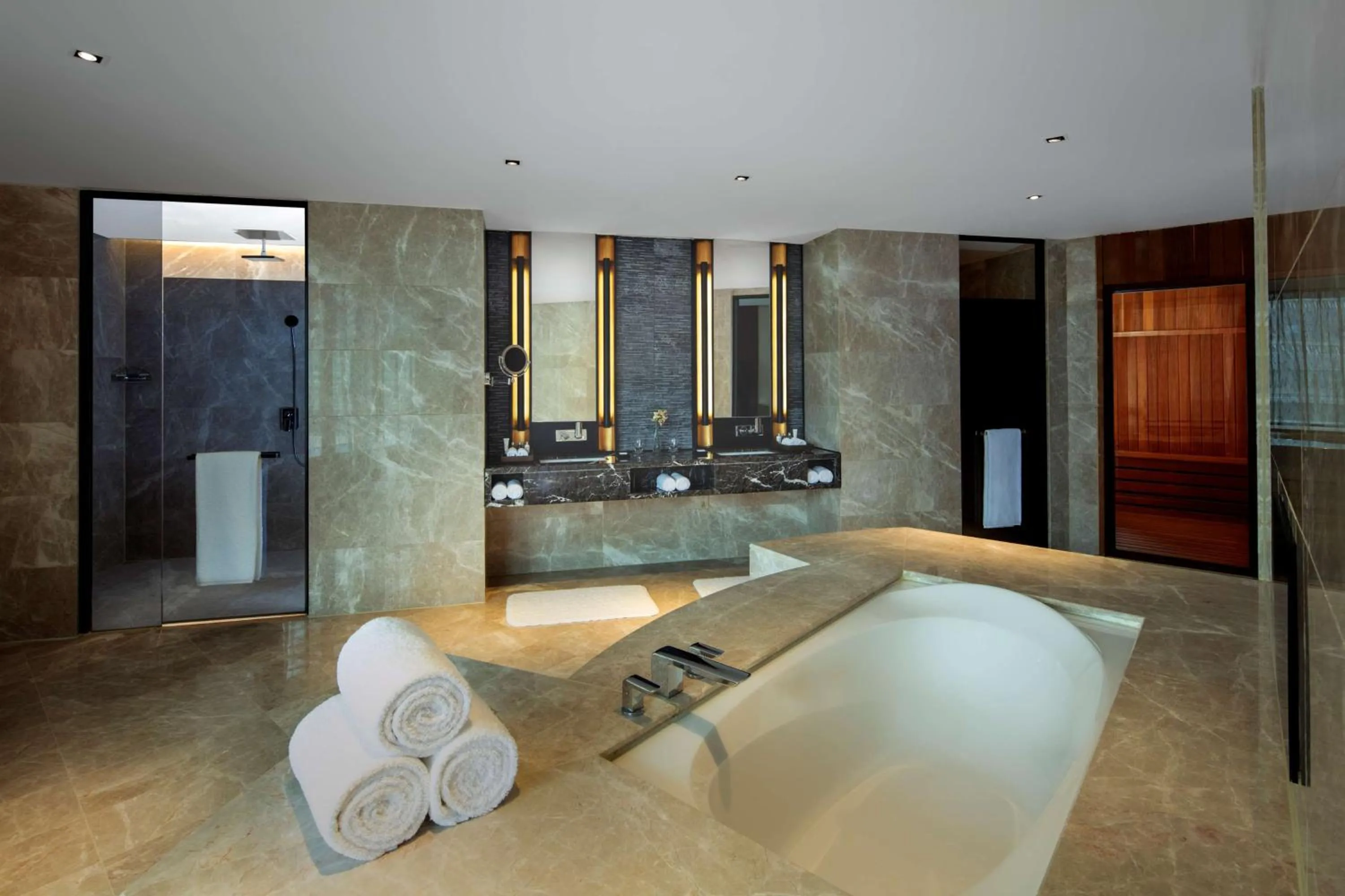 Bathroom in Radisson Blu Hotel Chongqing Sha Ping Ba