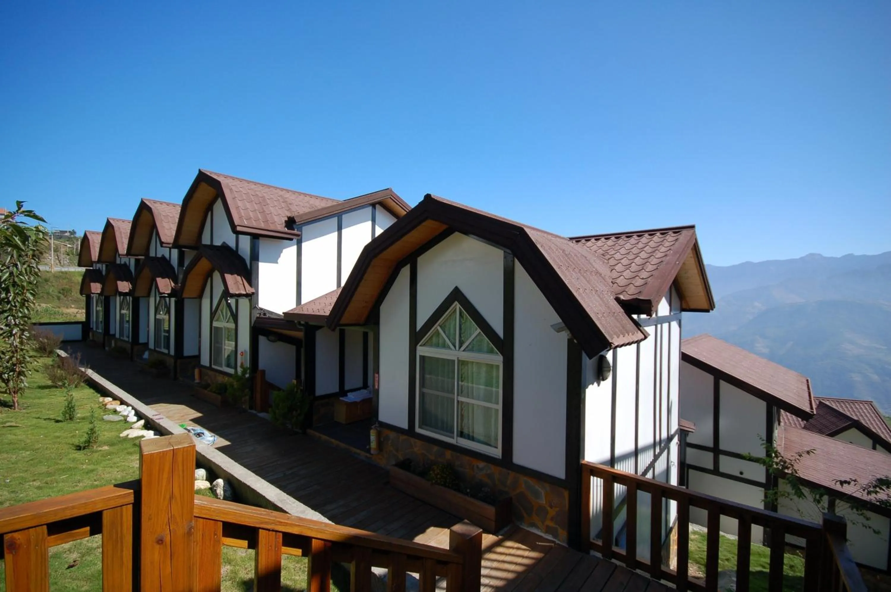 Facade/entrance in Sea of Clouds Vacation Villa