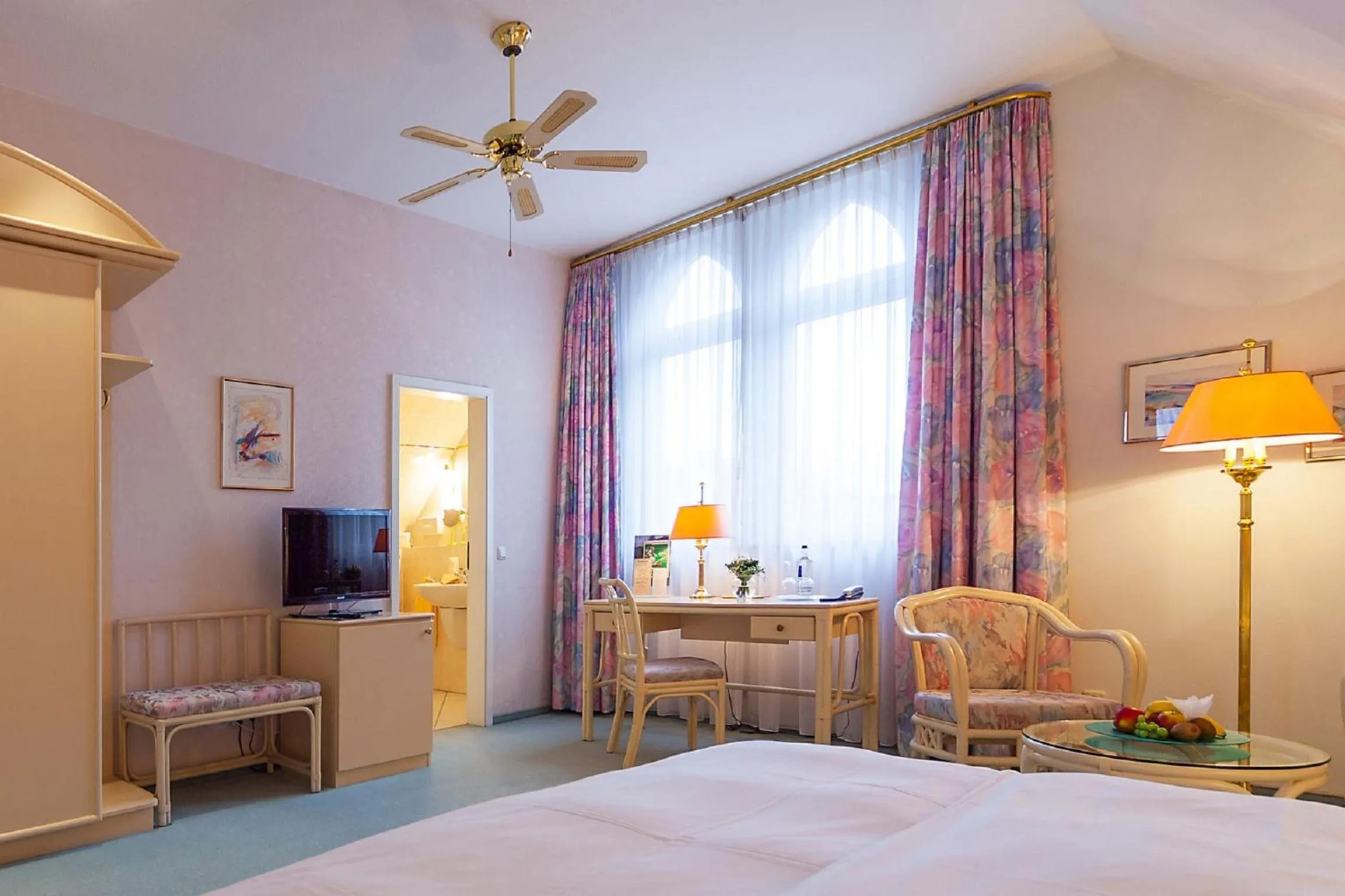 Photo of the whole room, Bed in Hotel Residenz Joop