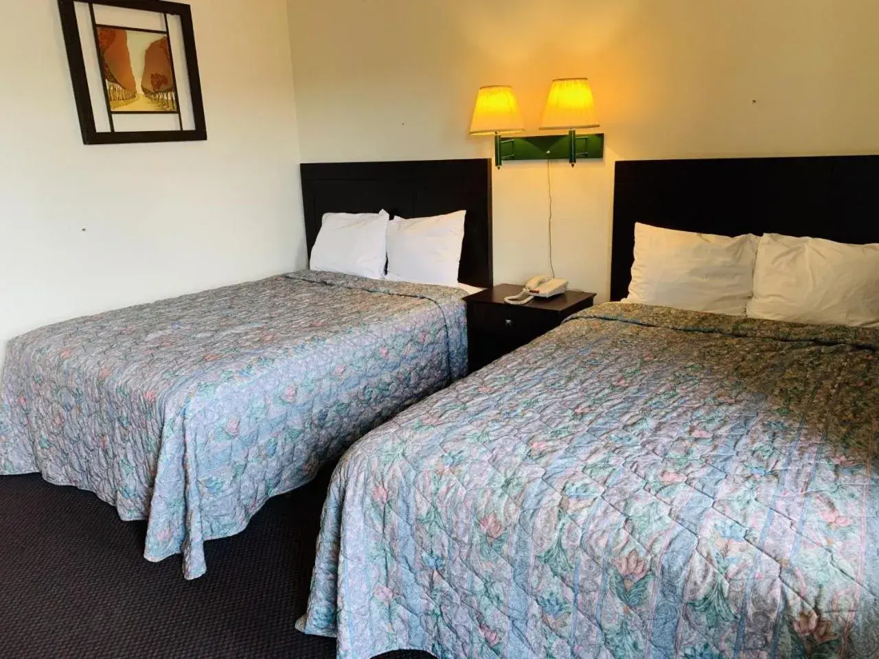 Deluxe Double Room in Express Inn Deluxe Double Room in Express Inn