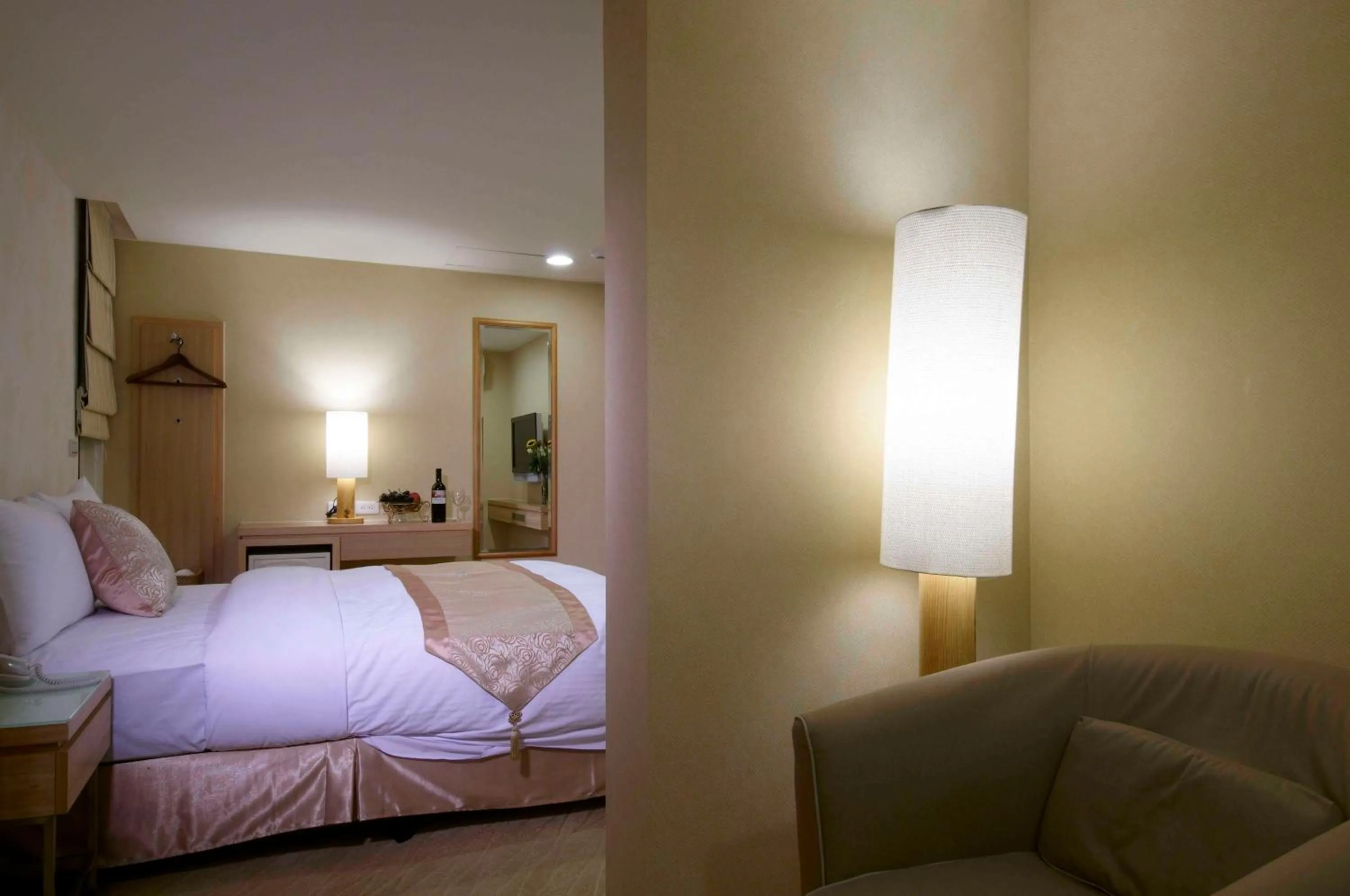 Photo of the whole room, Bed in Hotel Color