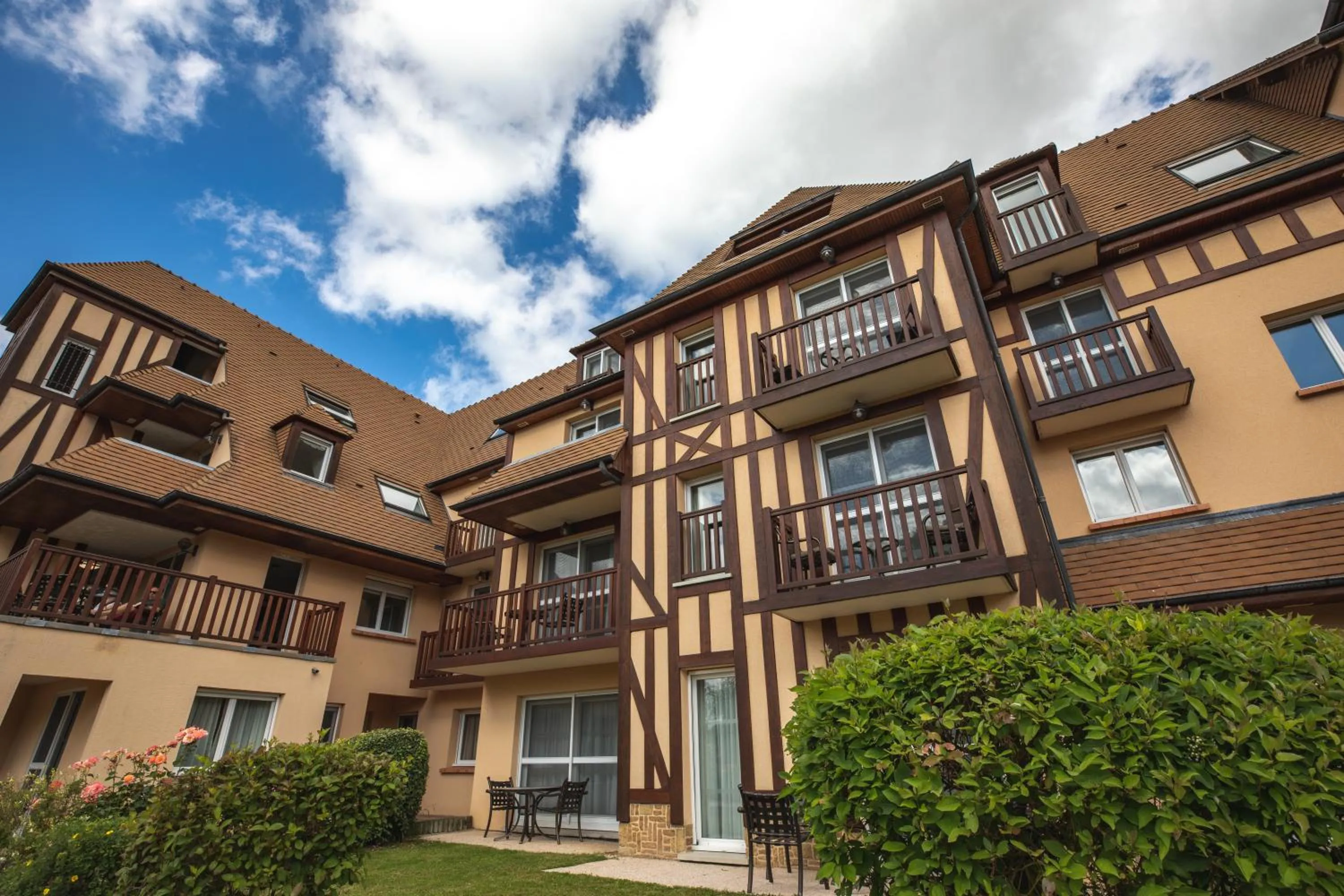 Property building in Club Wyndham Normandy