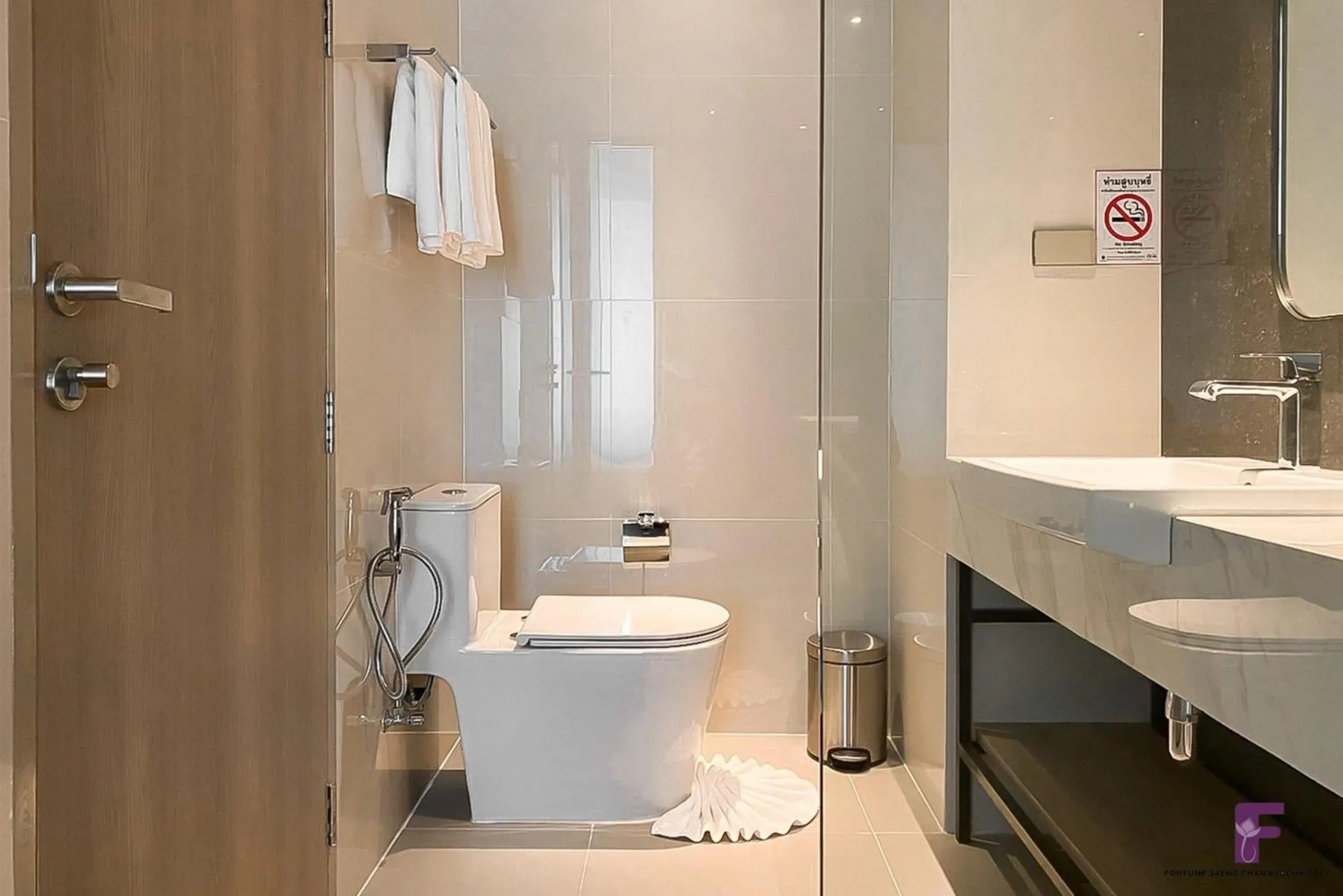 Premier River View Room in Fortune Saeng Chan Beach Hotel Rayong - SHA Plus Premier River View Room in Fortune Saeng Chan Beach Hotel Rayong - SHA Plus