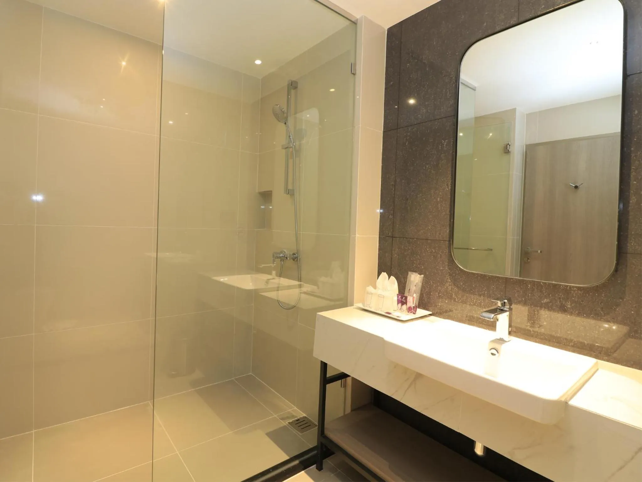 Shower in Fortune Saeng Chan Beach Hotel Rayong - SHA Plus