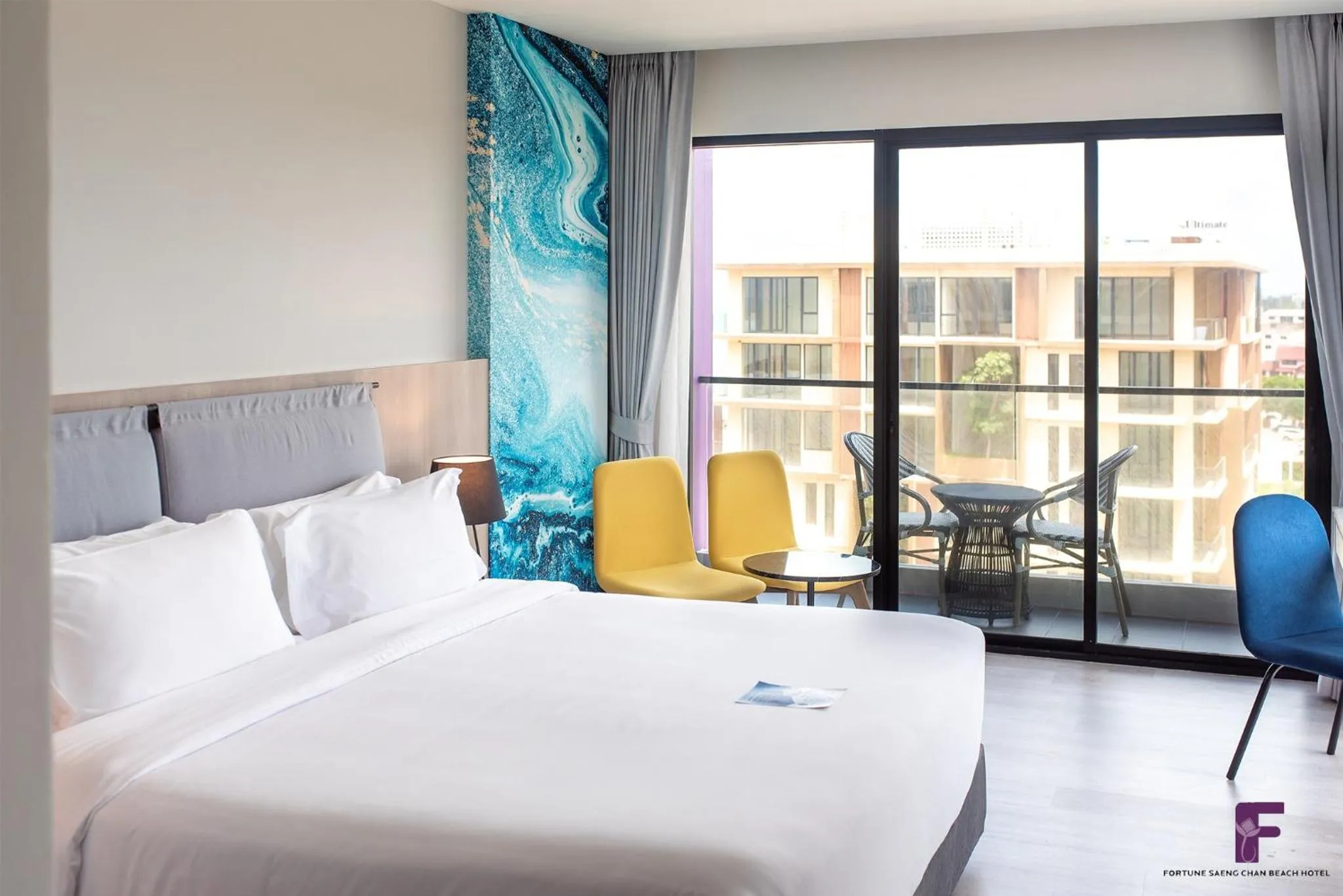 Bedroom, Bed in Fortune Saeng Chan Beach Hotel Rayong - SHA Plus