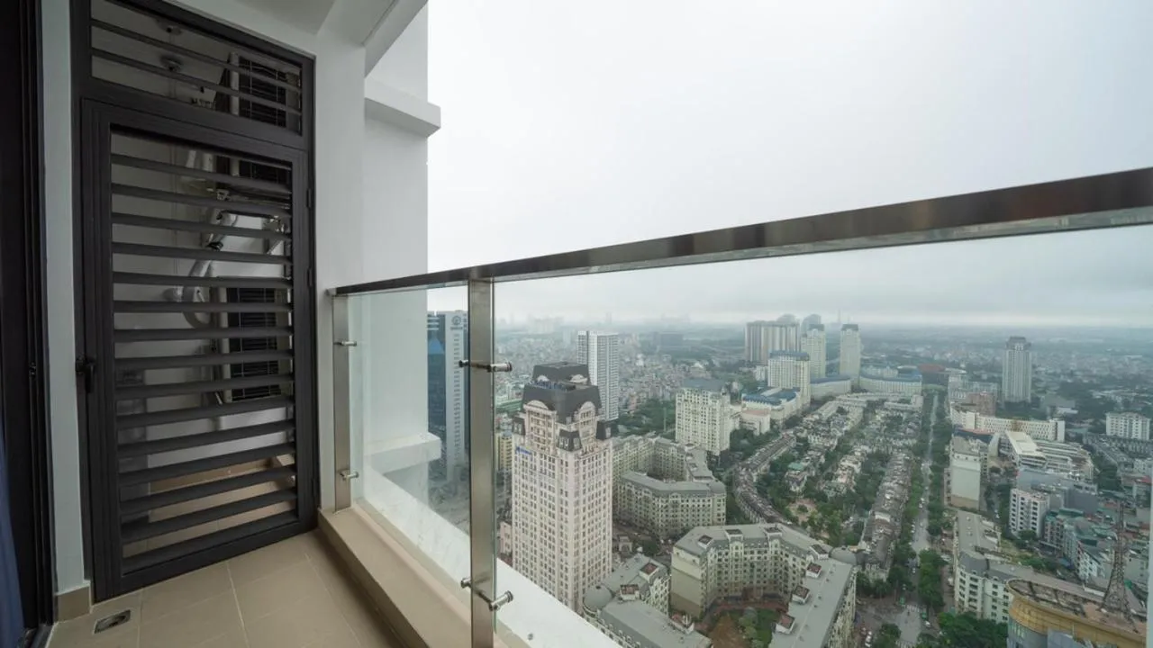 BOM HOMES- VINHOMES SKYLAKE- SERVICE APARTMENt