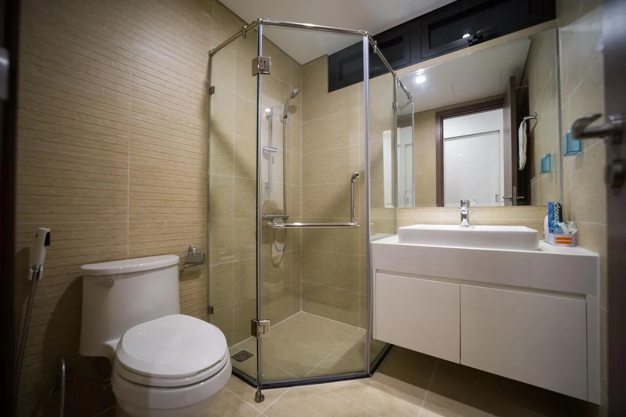 BOM HOMES- VINHOMES SKYLAKE- SERVICE APARTMENt